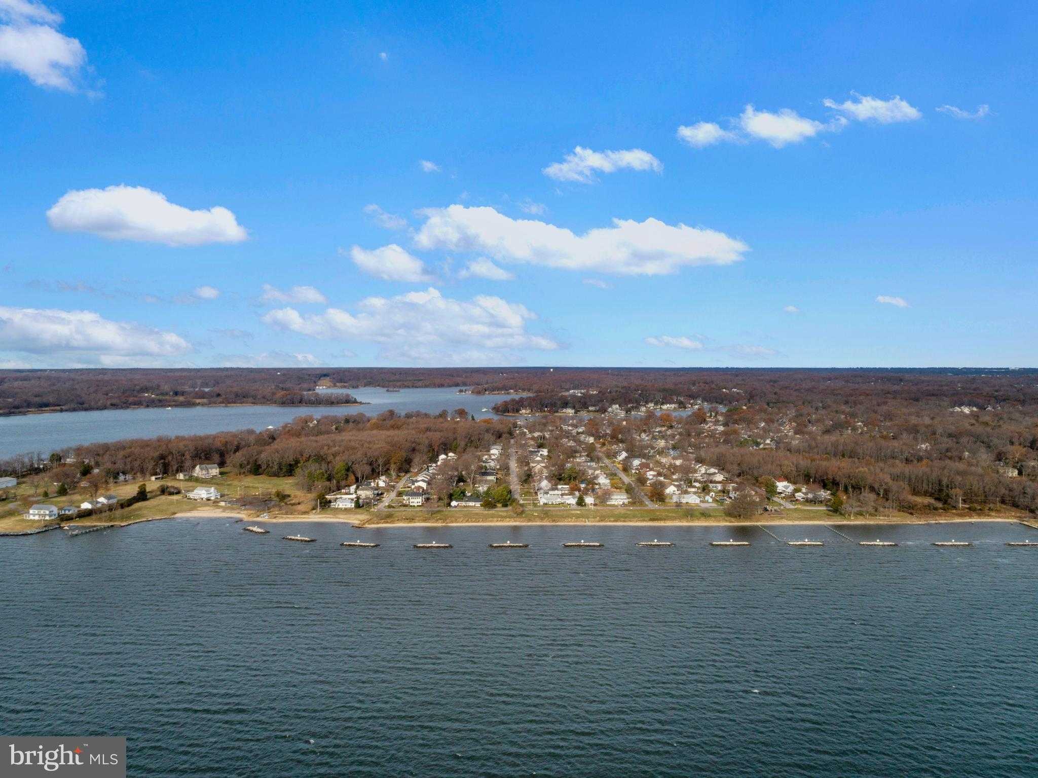 118 Elliott Pl photo 55