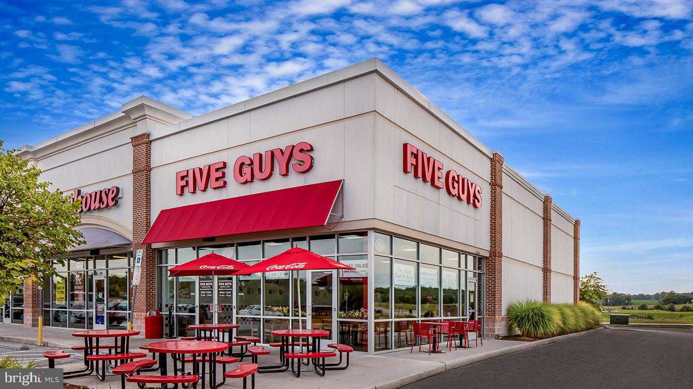 352 Anthem St photo 45