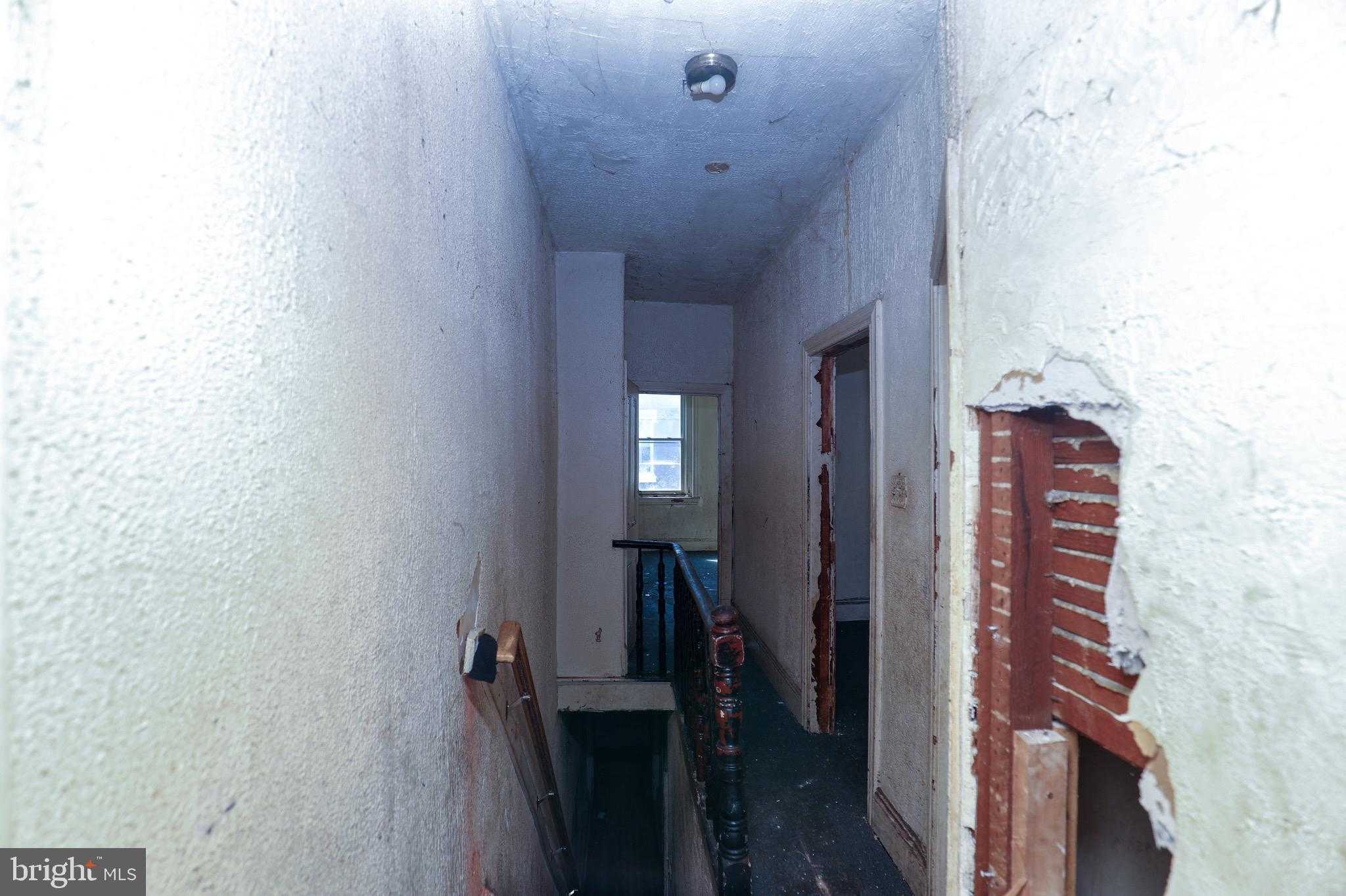 2453 N Bouvier St photo 7