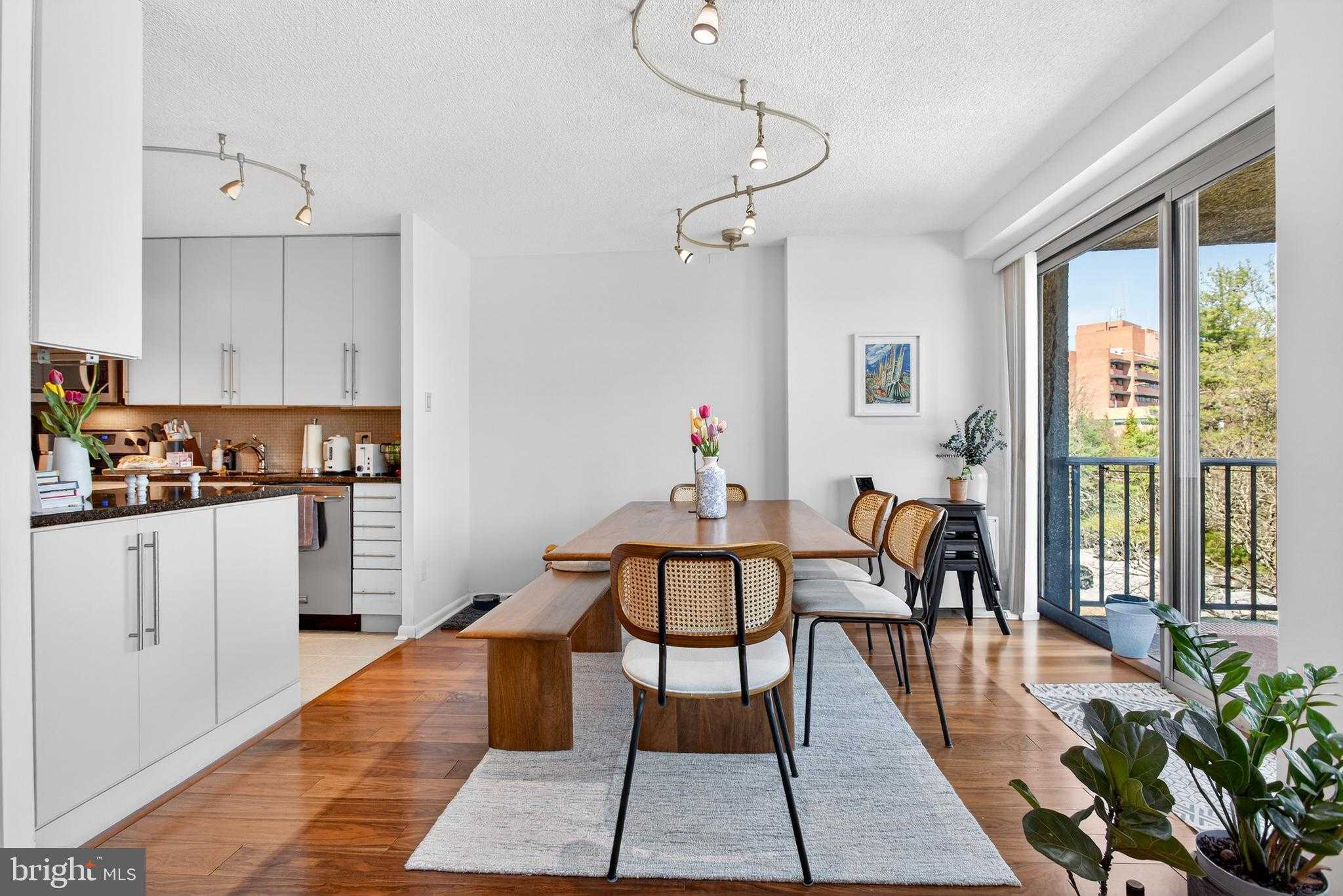 1001 City Ave # E609 photo 17