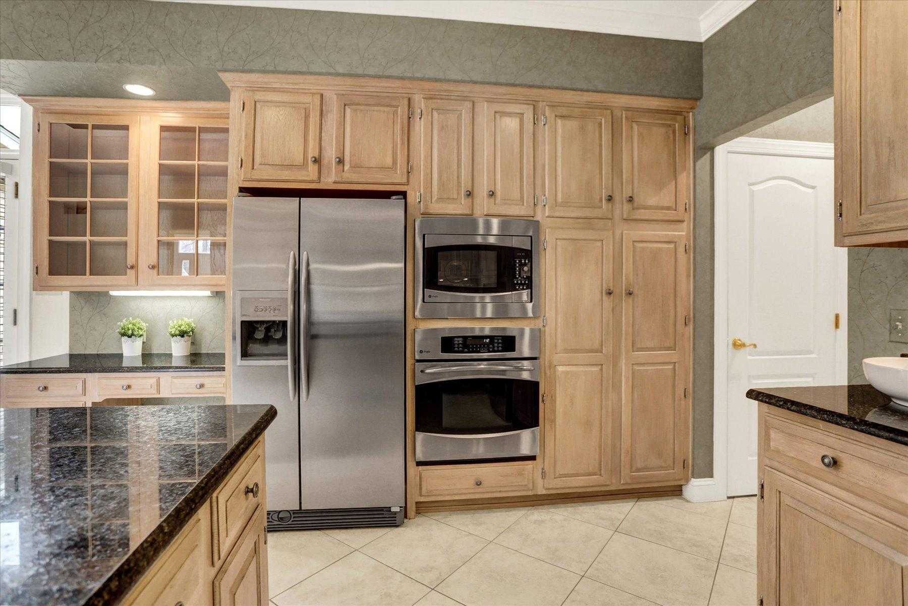 1785 Summerfield Dr photo 19