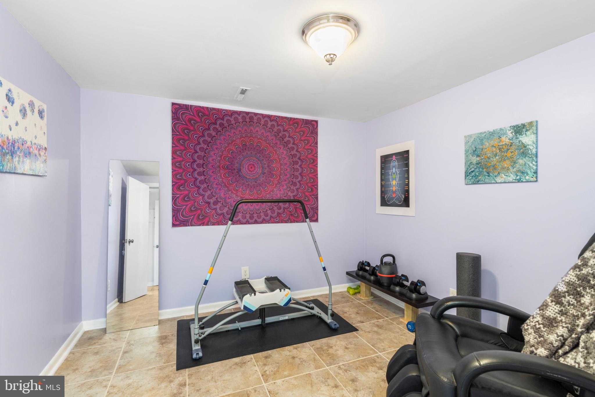 1101 Gypsy Ln W photo 32