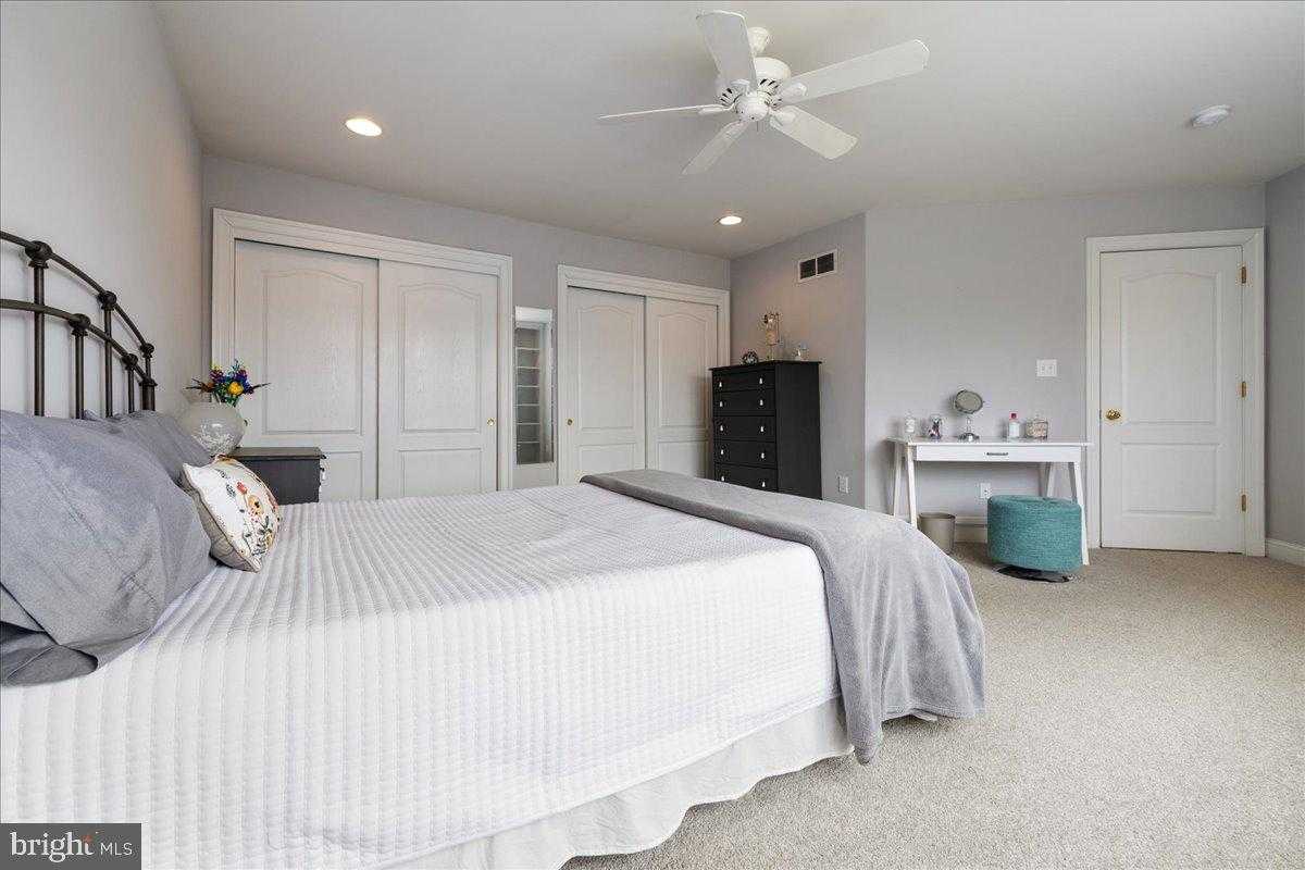 29 Farmhouse Ln photo 35