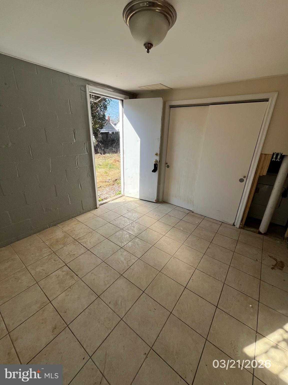 735 Capitol Heights Blvd photo 2