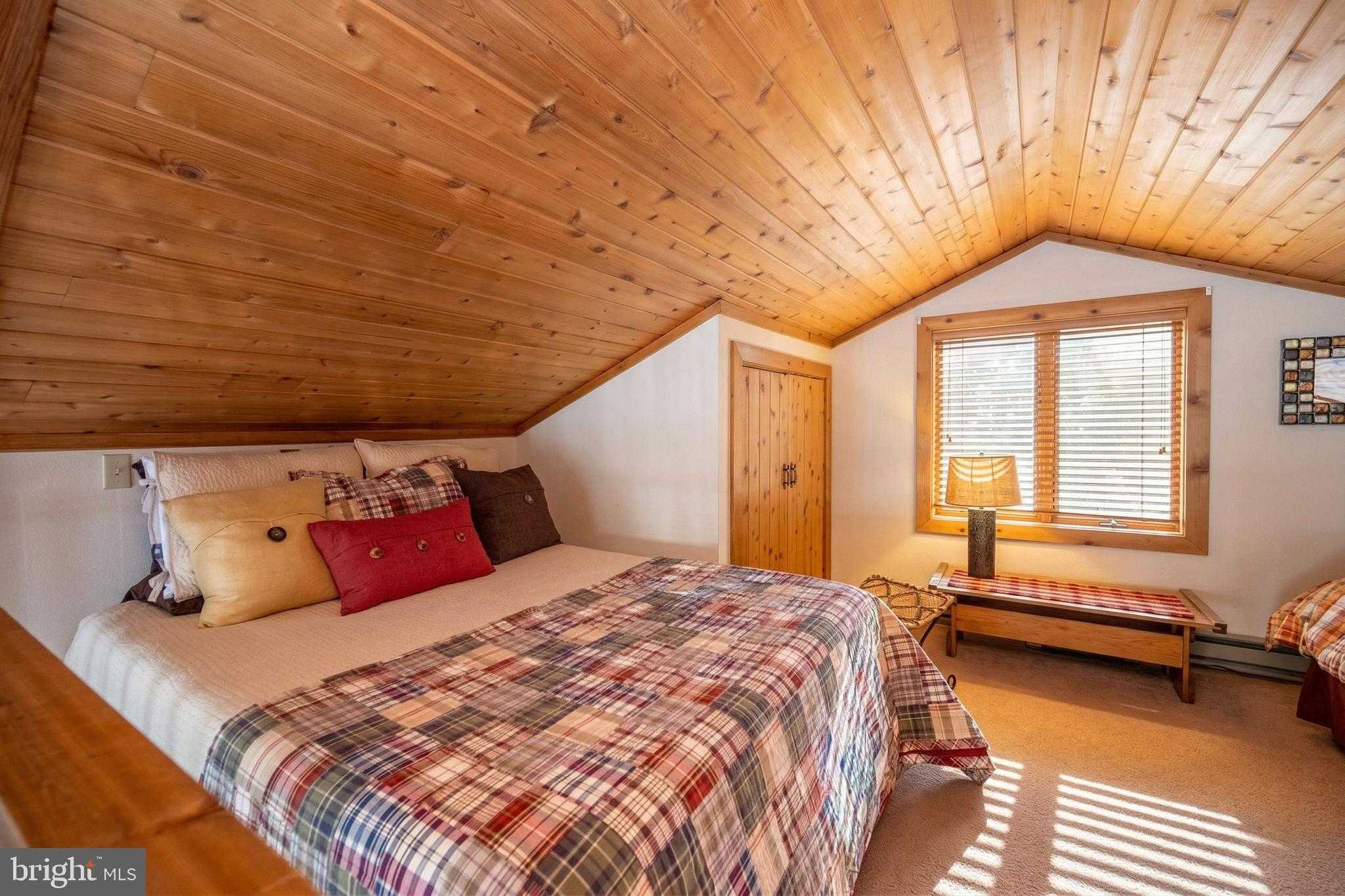 11 Valley View Dr photo 33