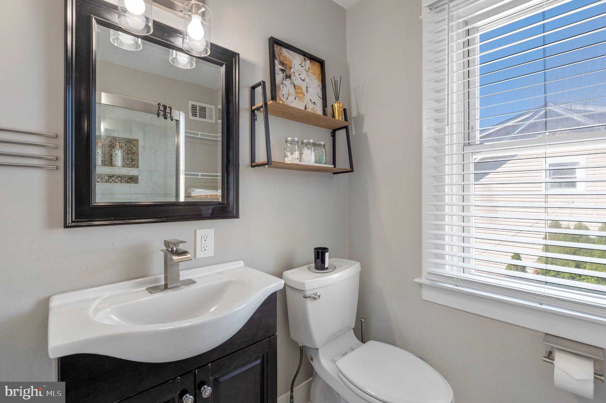 521 Fairview Ave photo 20