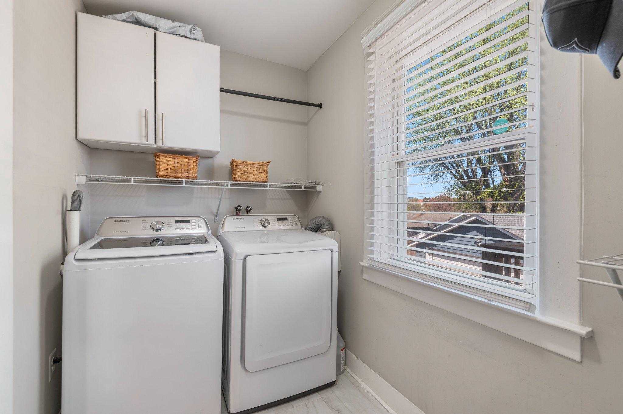 521 Fairview Ave photo 24