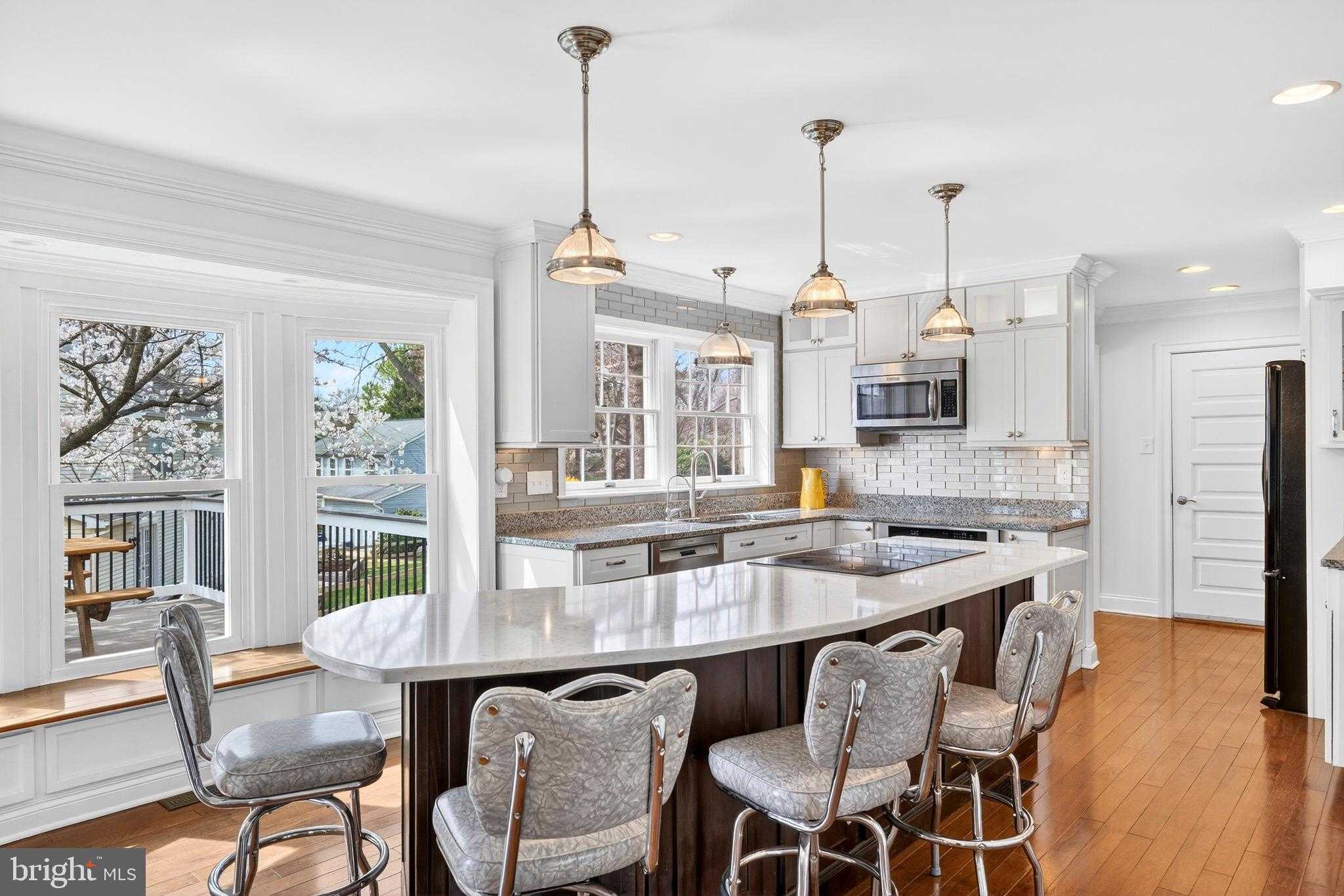 8179 Tamar Dr photo 10