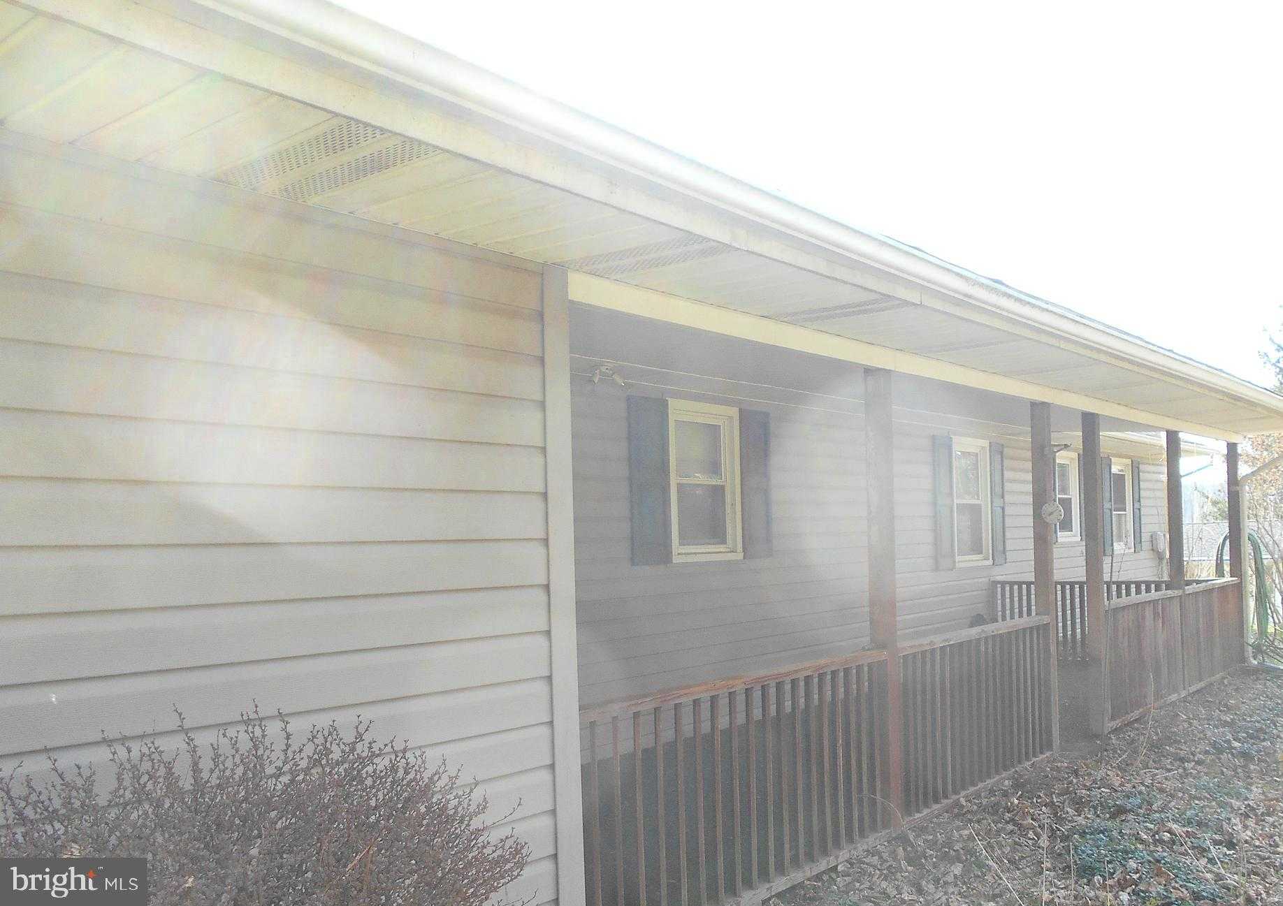 822 Wisteria Dr photo 5