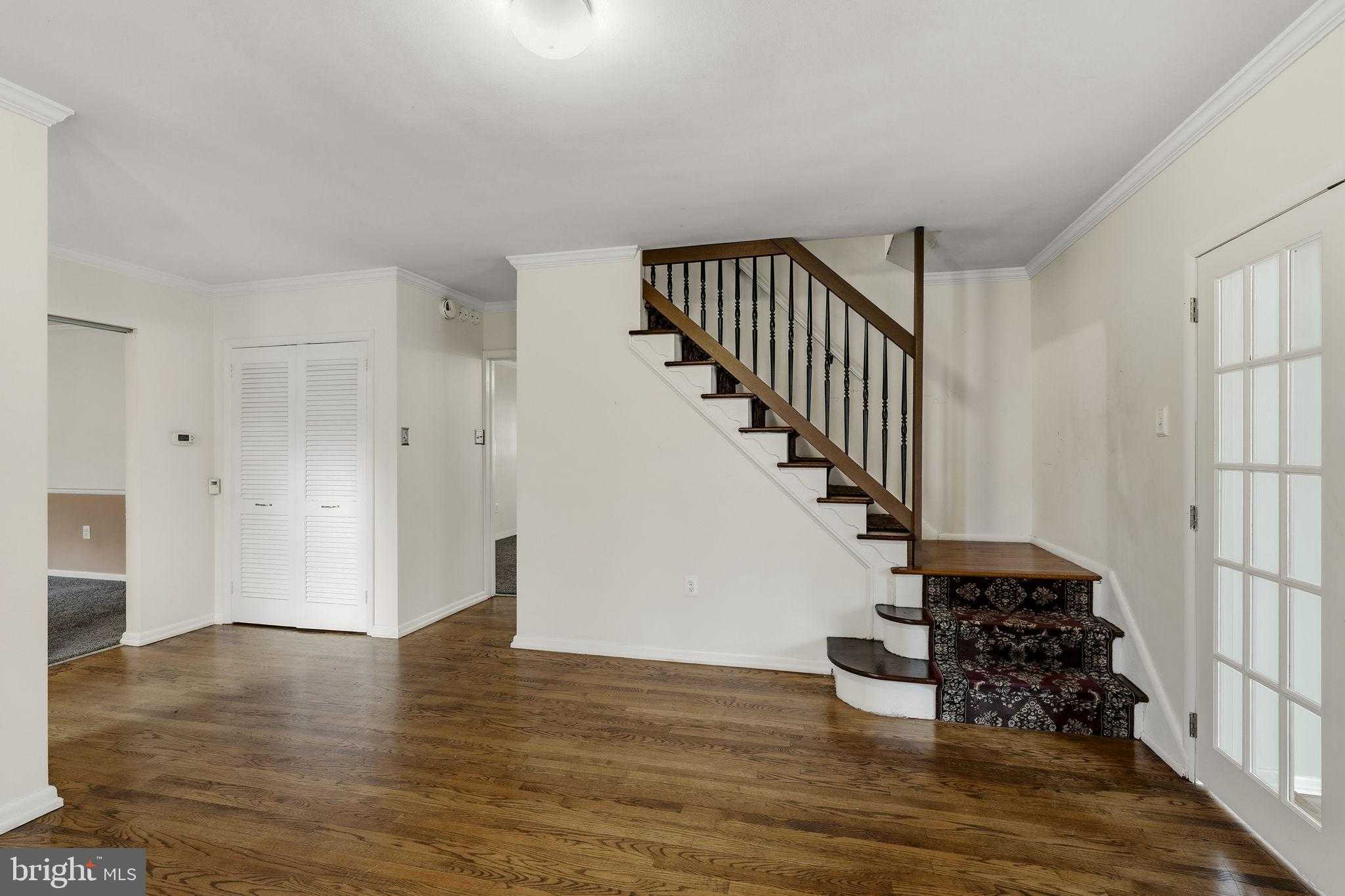 2301 Edgewood Rd photo 4