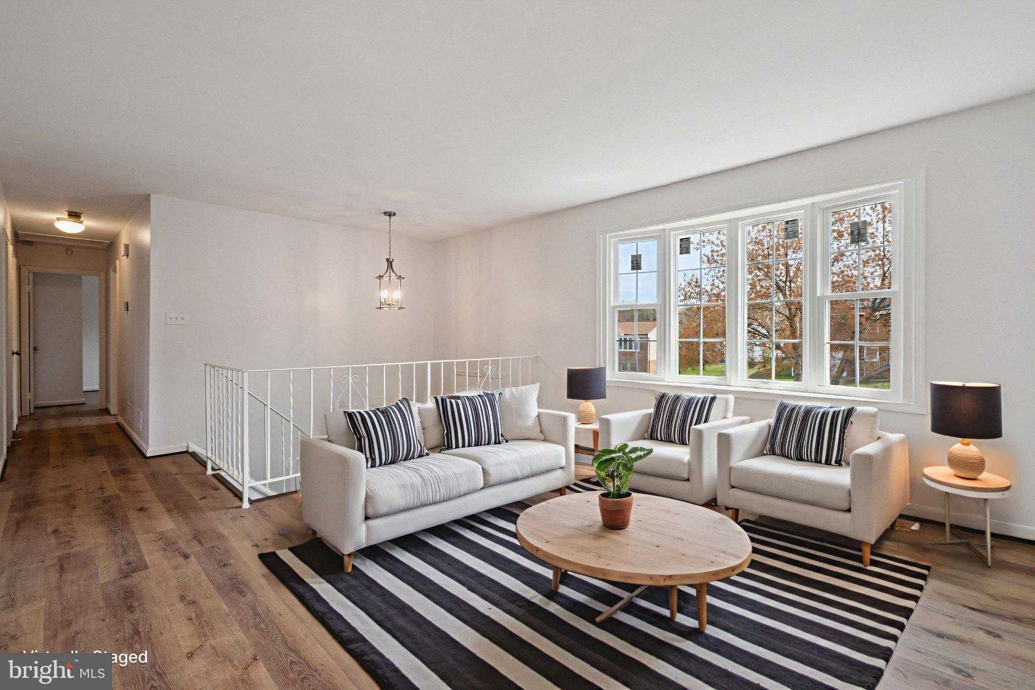 6803 Middlefield Rd photo 3