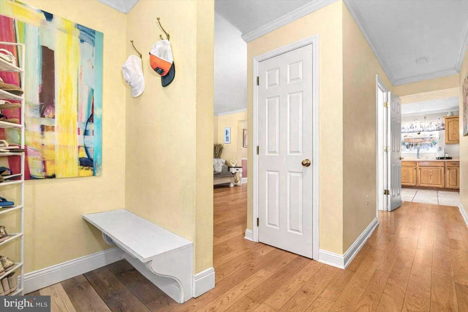 9311 Sea Horse CT photo 3