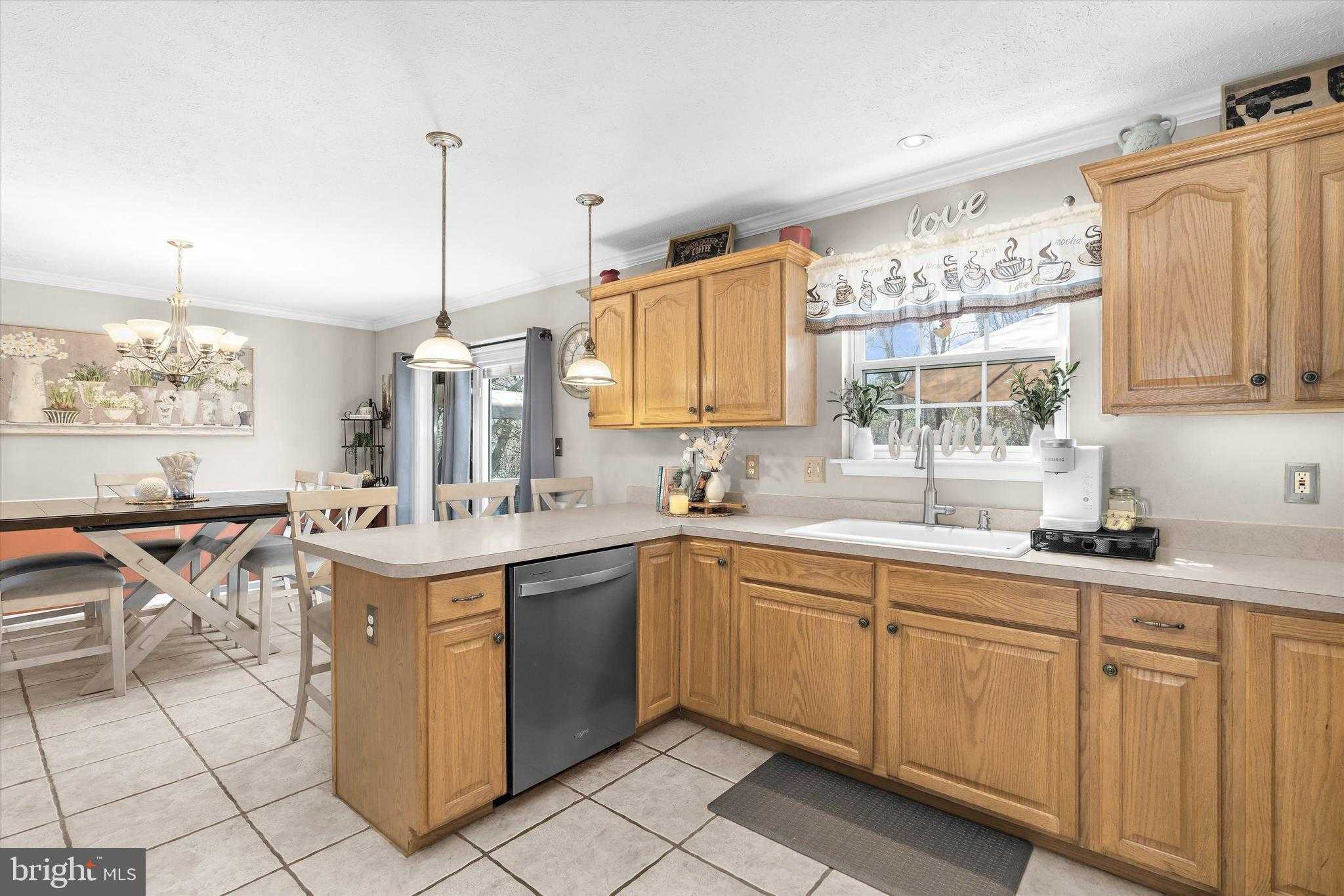 9311 Sea Horse CT photo 9