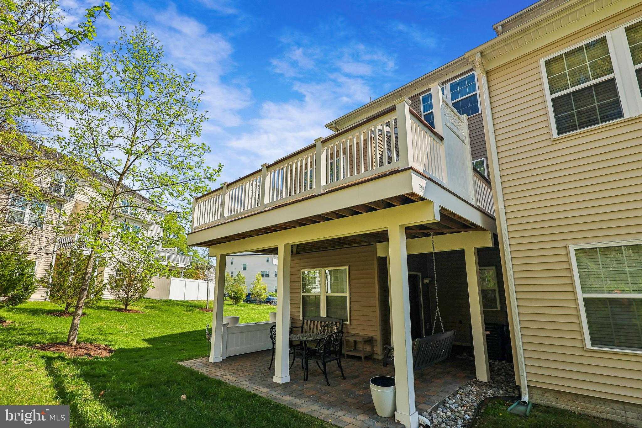 220 Cabernet St photo 33