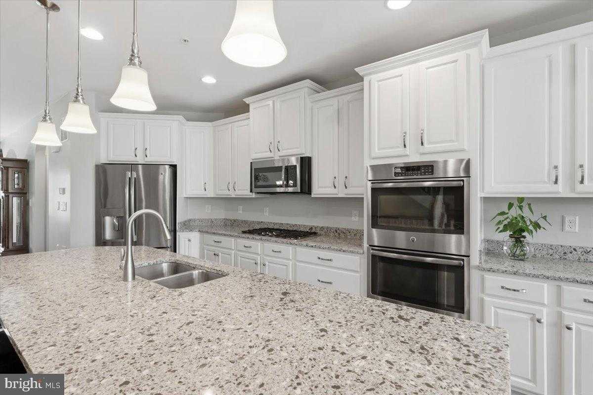 10909 Divot CT photo 15