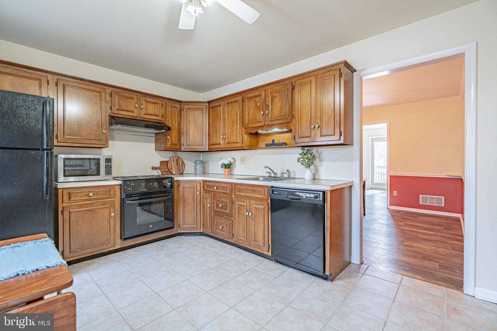 1069 Barnside Rd photo 12