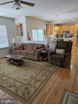 605 Lighthouse Landing Ln photo 8