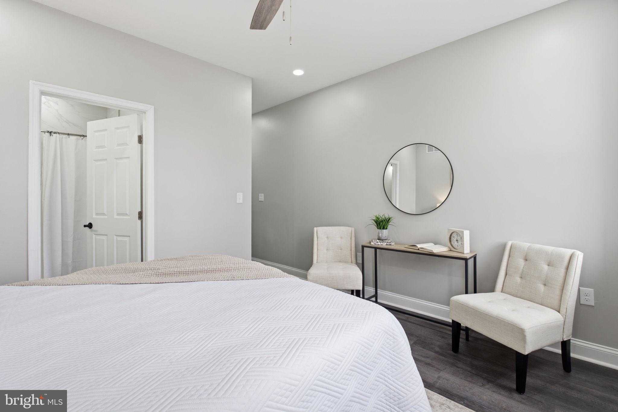 1708 E Federal St photo 16