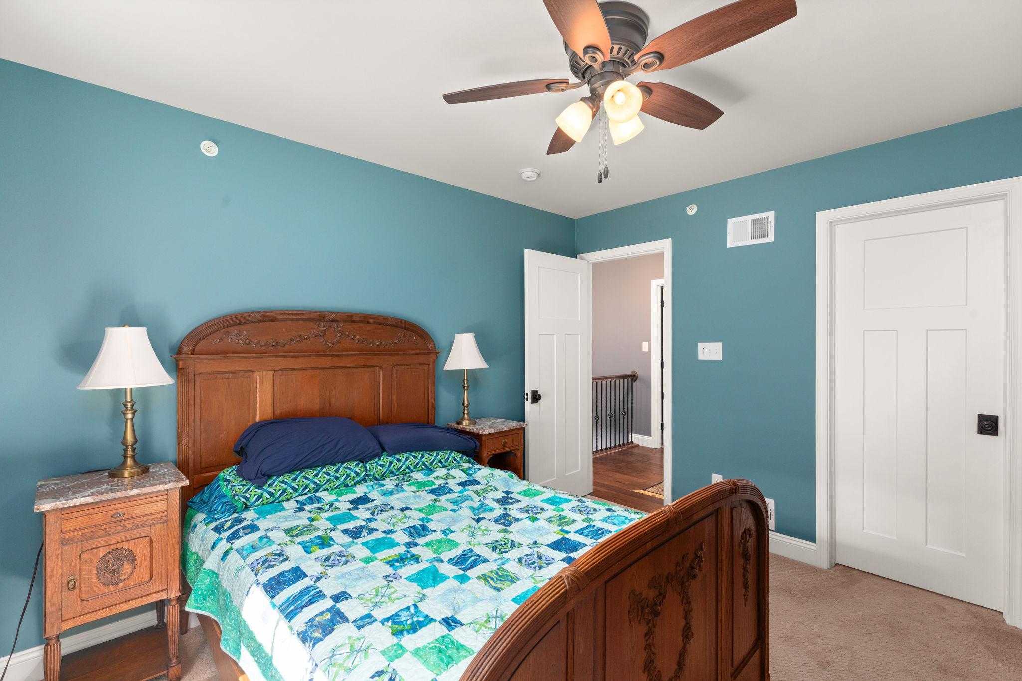 150 Steamboat CT photo 37