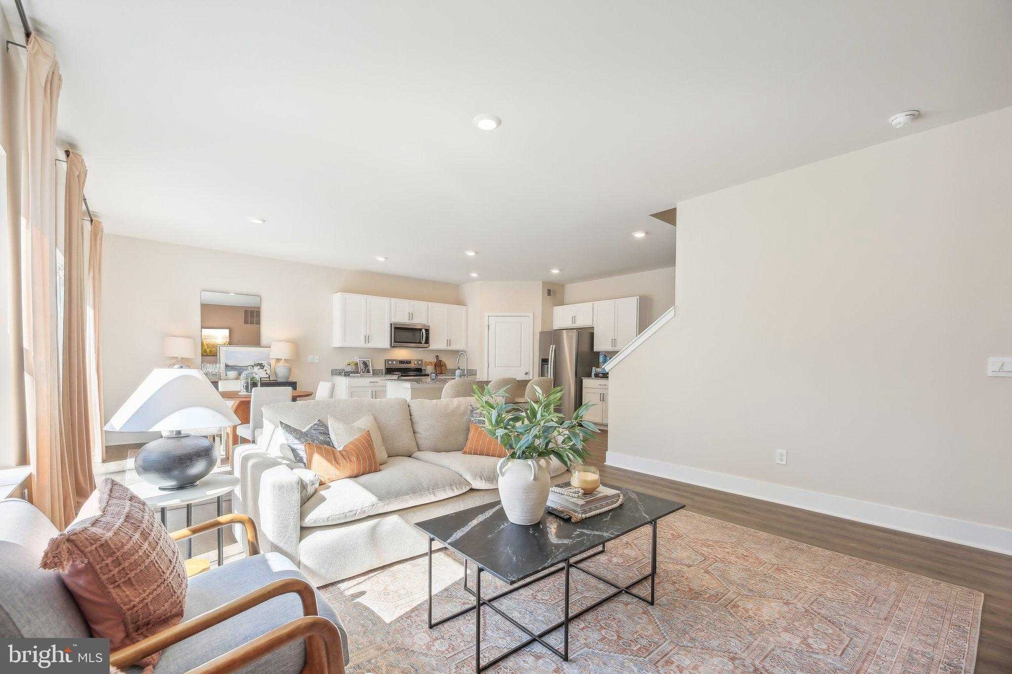 119 Wappinger Ter photo 5