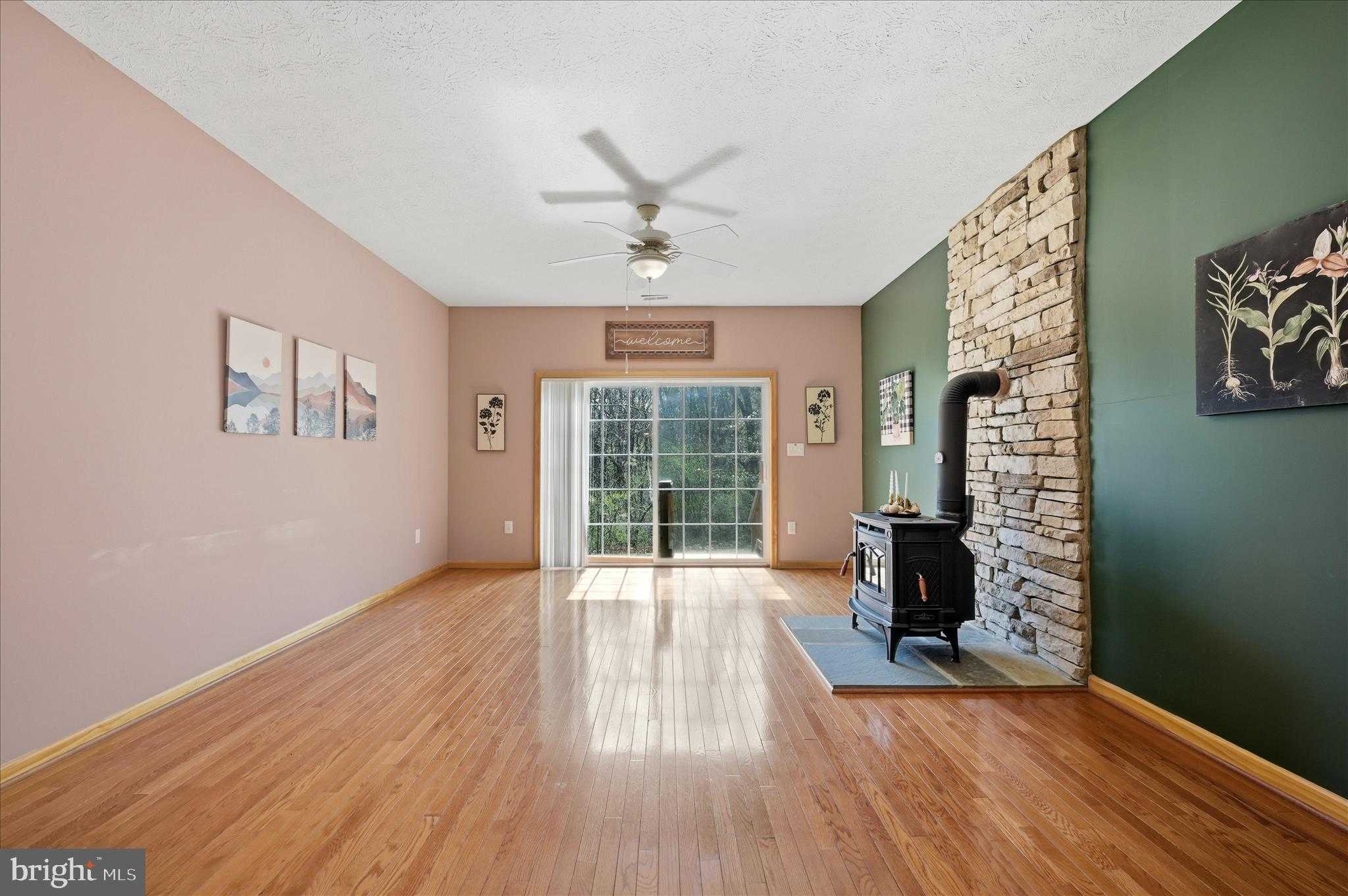 622 Ann Lewis Rd photo 9