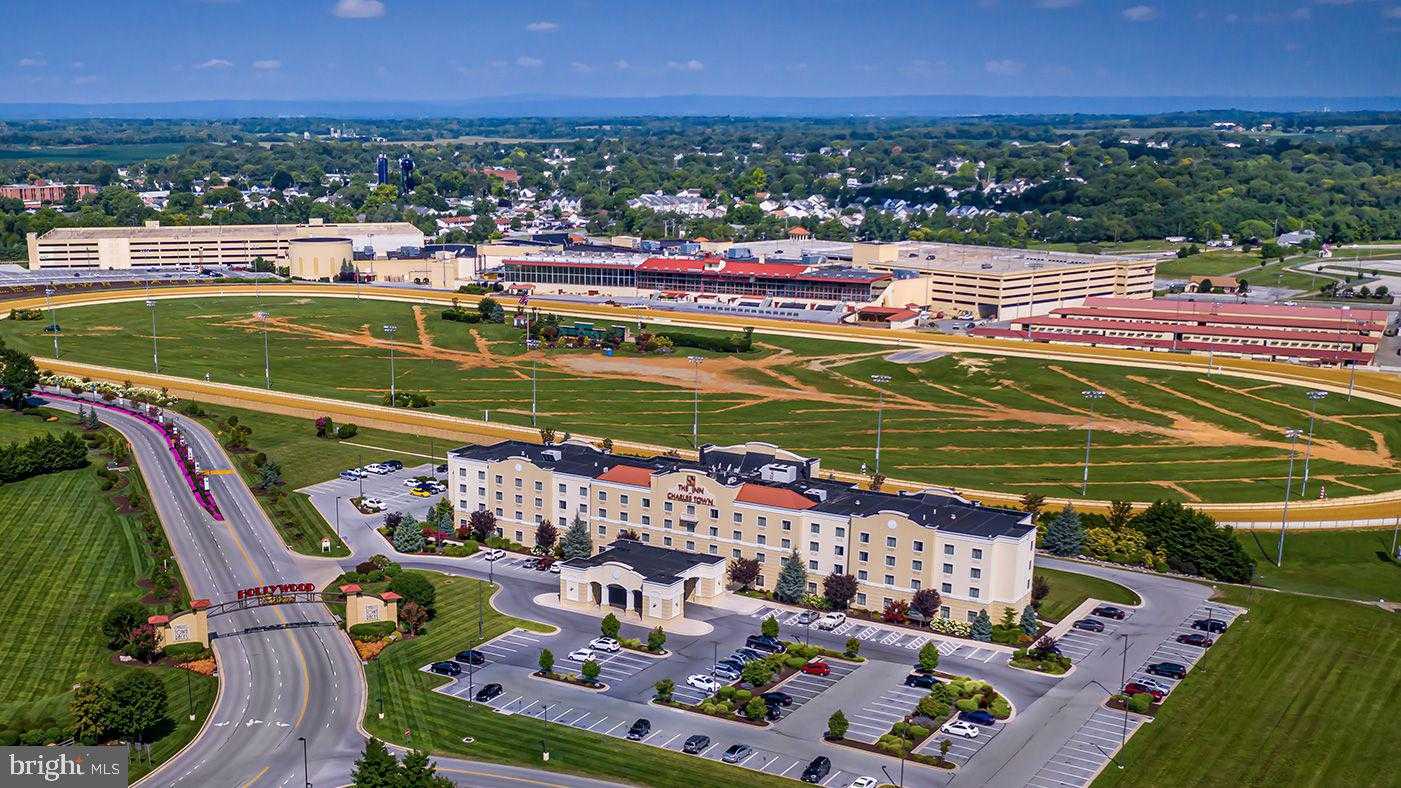 356 Anthem St photo 18