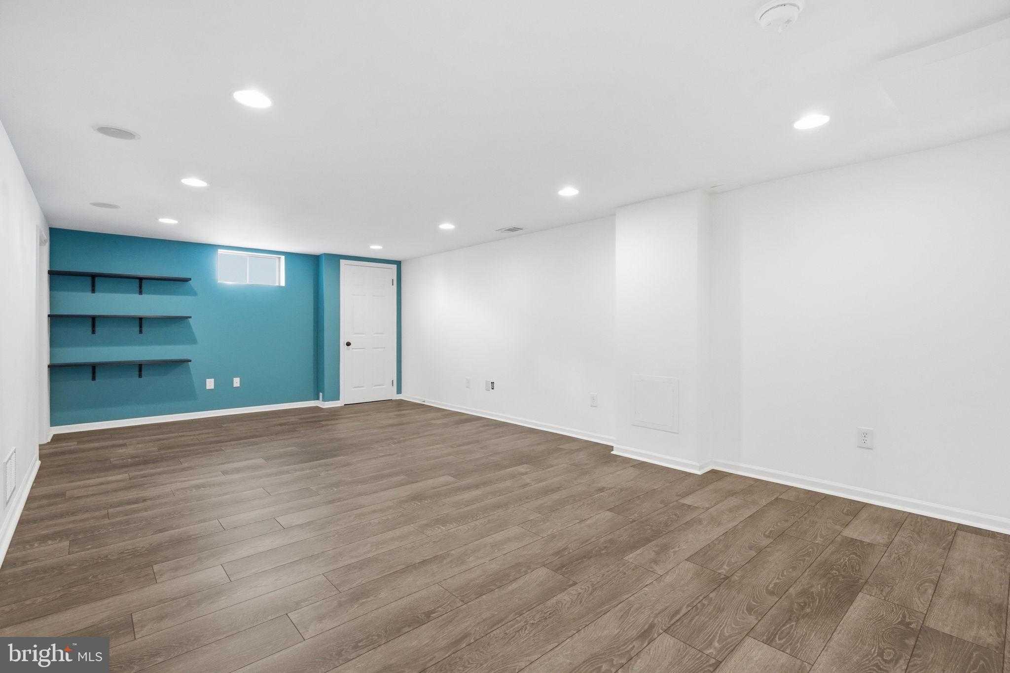 508 Carmarthen Dr photo 33