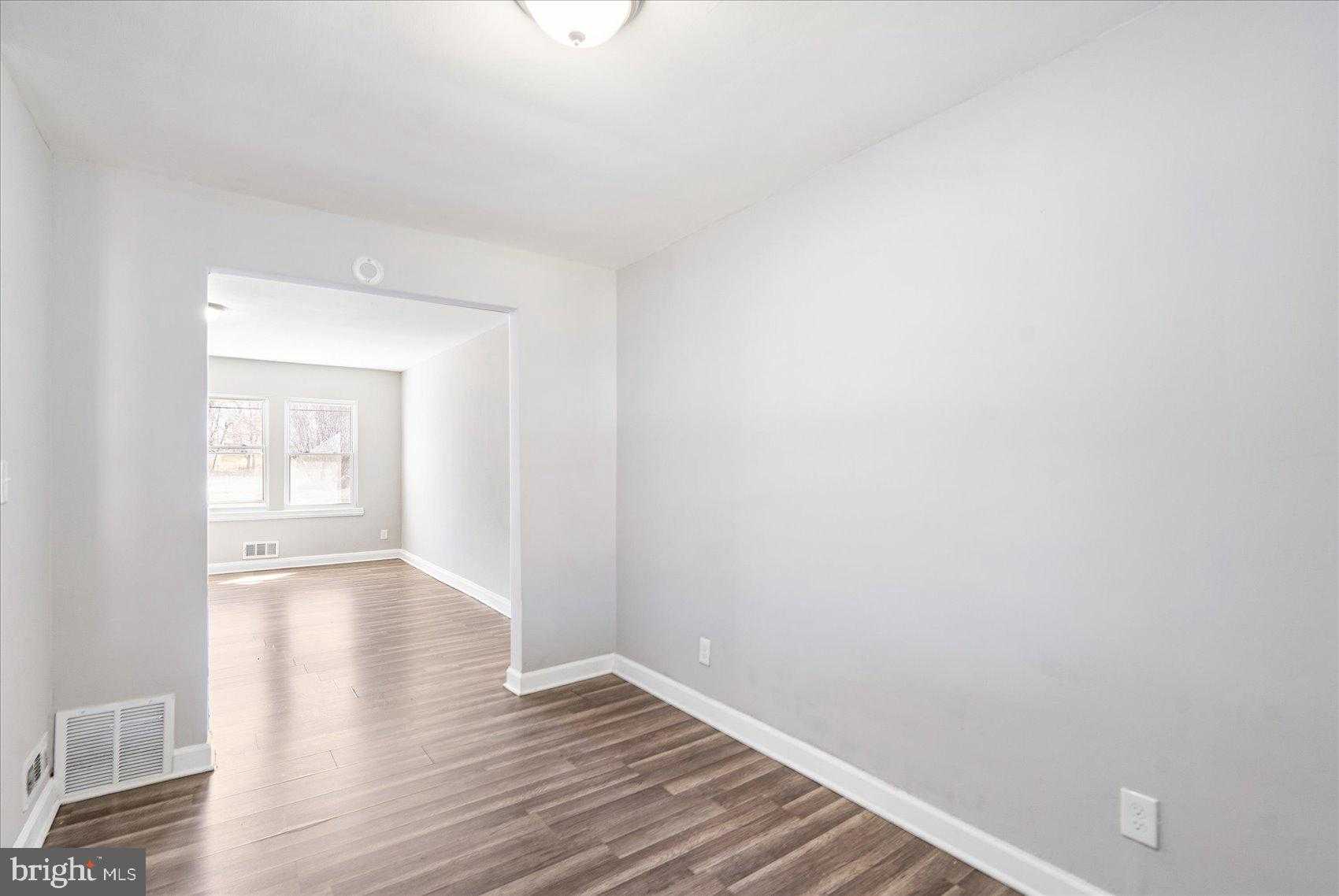 706 Norris Ln photo 16