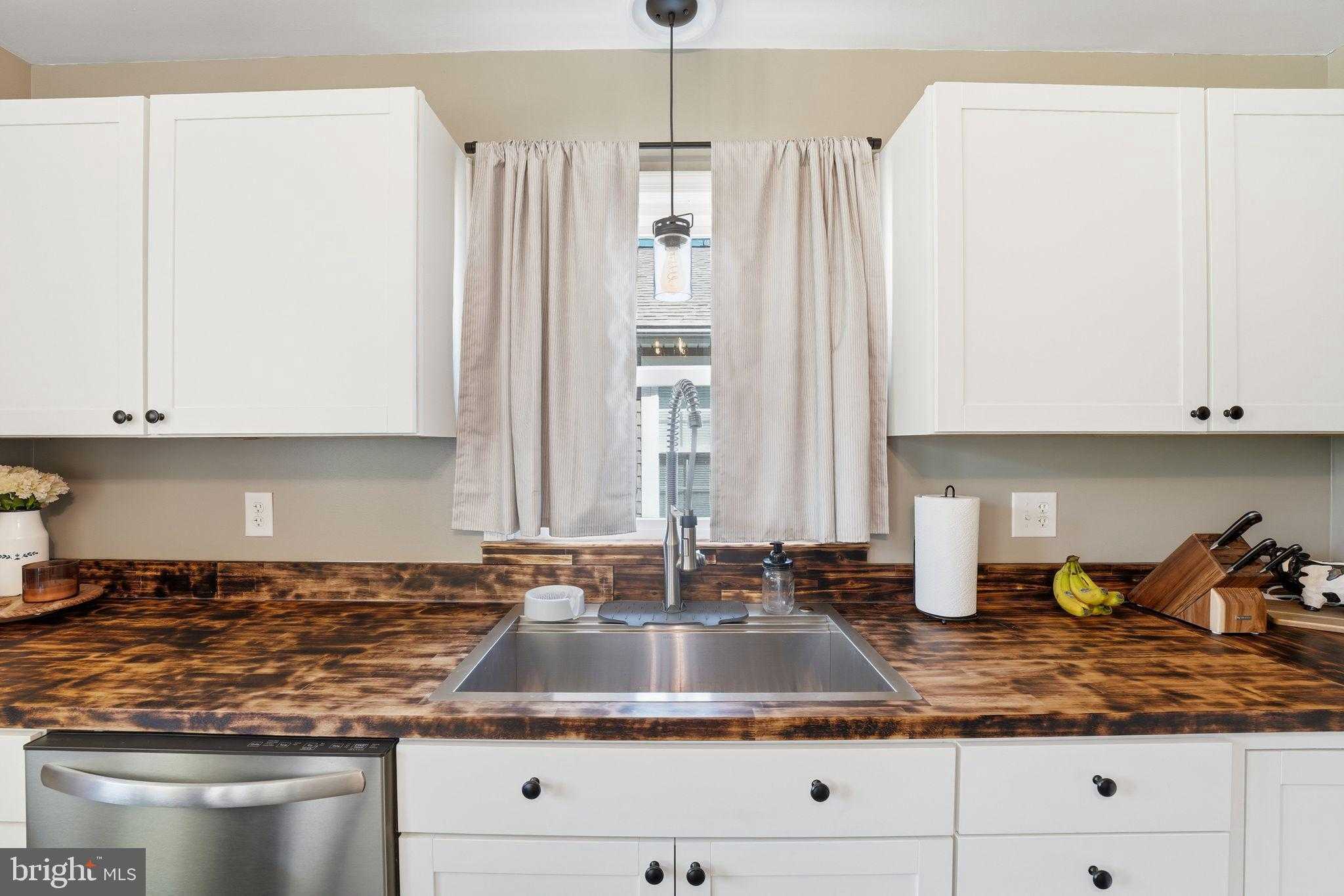 188 Peliso Ave photo 8