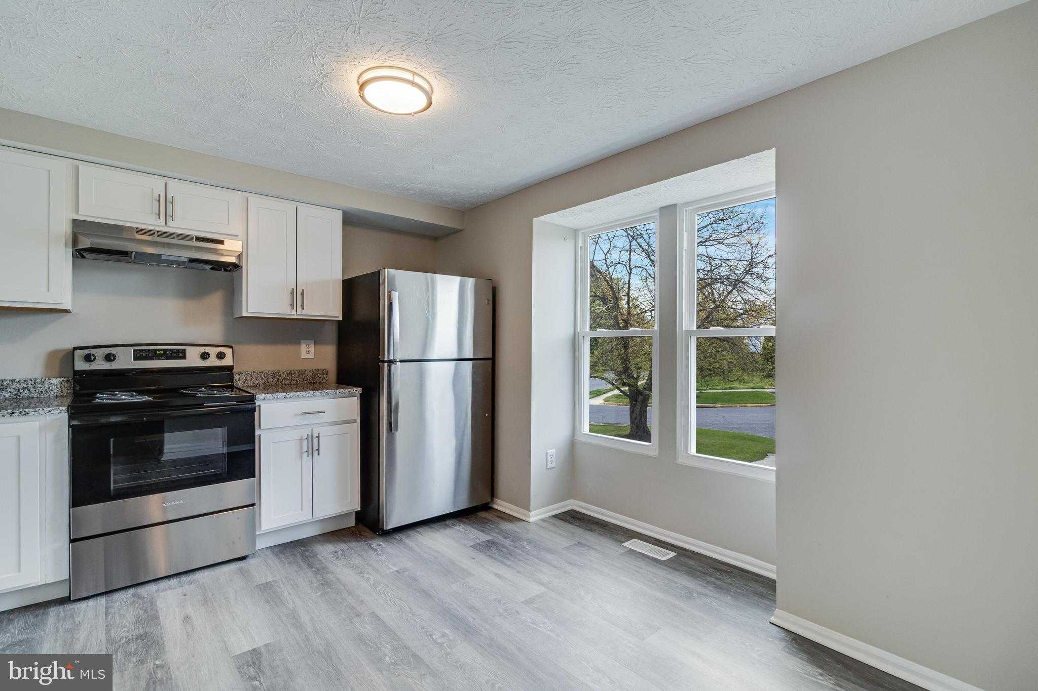 2701 Neman CT photo 17