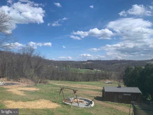 479 Hilldale Rd photo 2