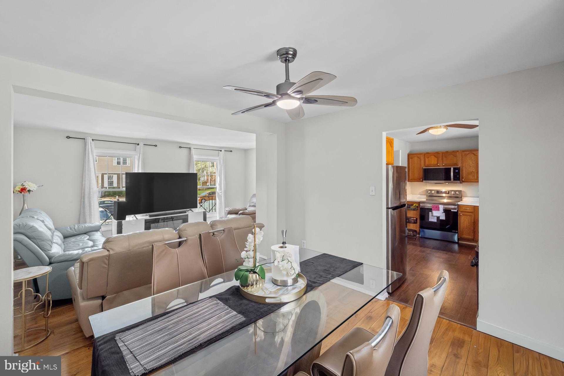 7622 Carissa Ln photo 5