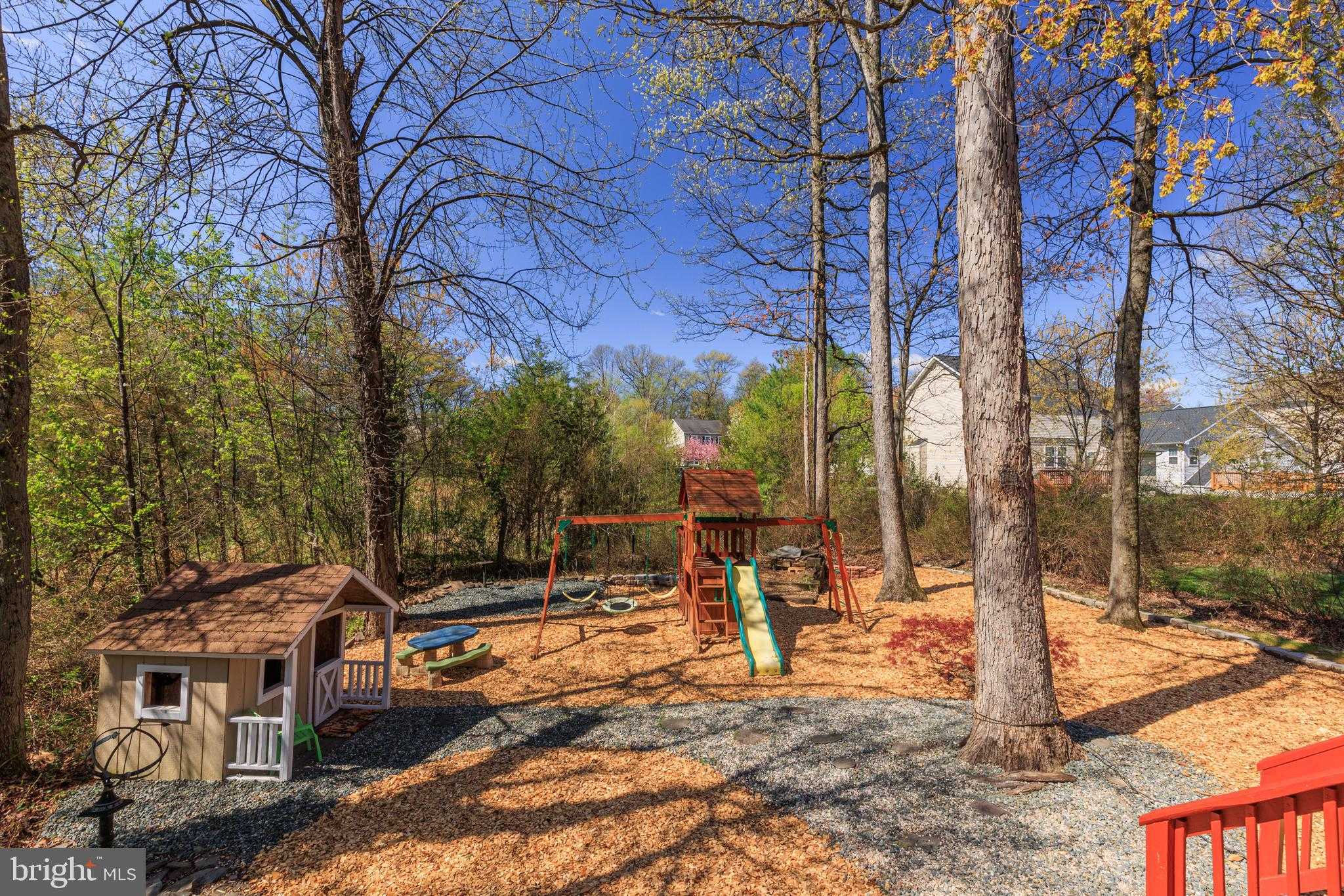 7213 Waterloo Pass photo 36