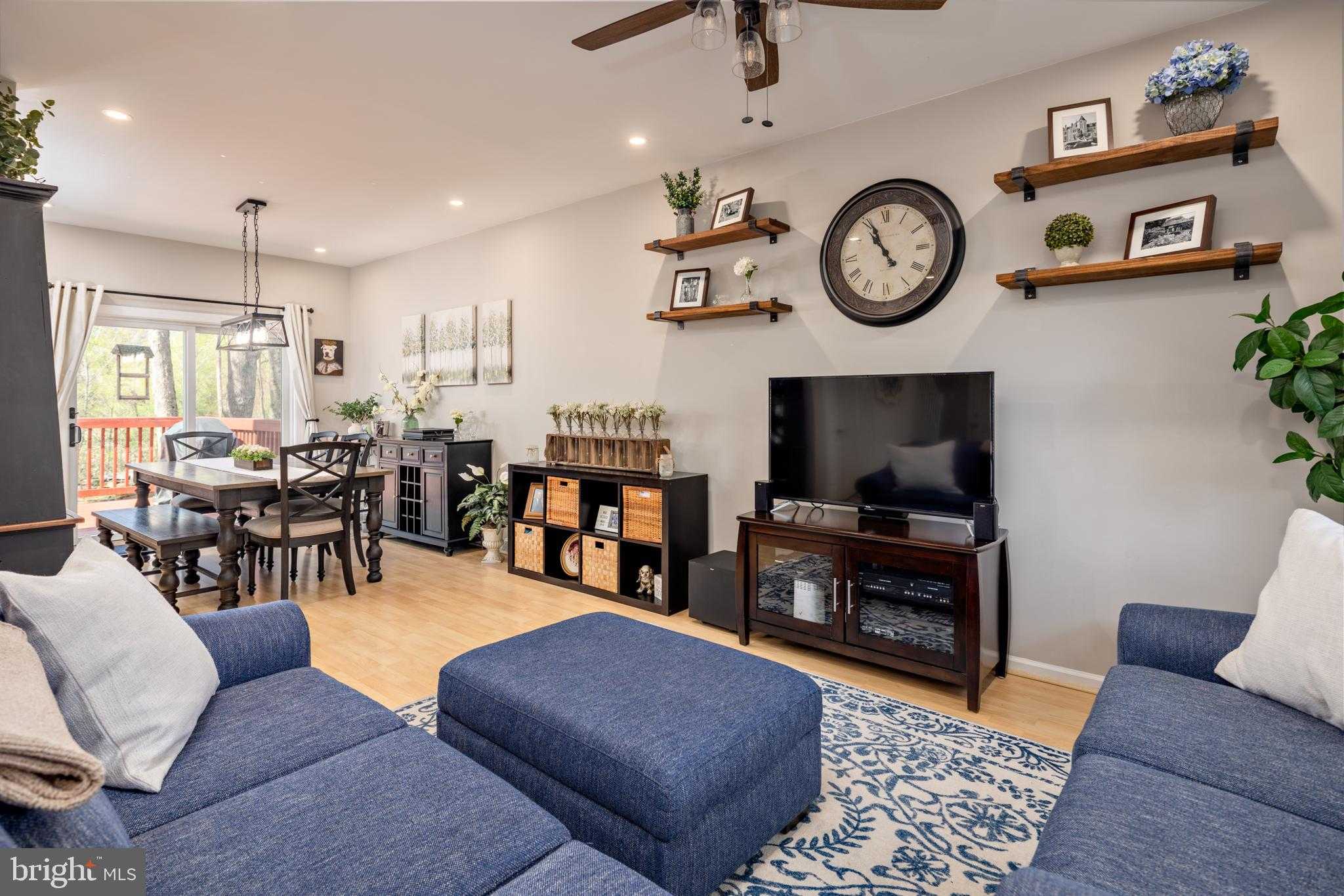 7213 Waterloo Pass photo 9