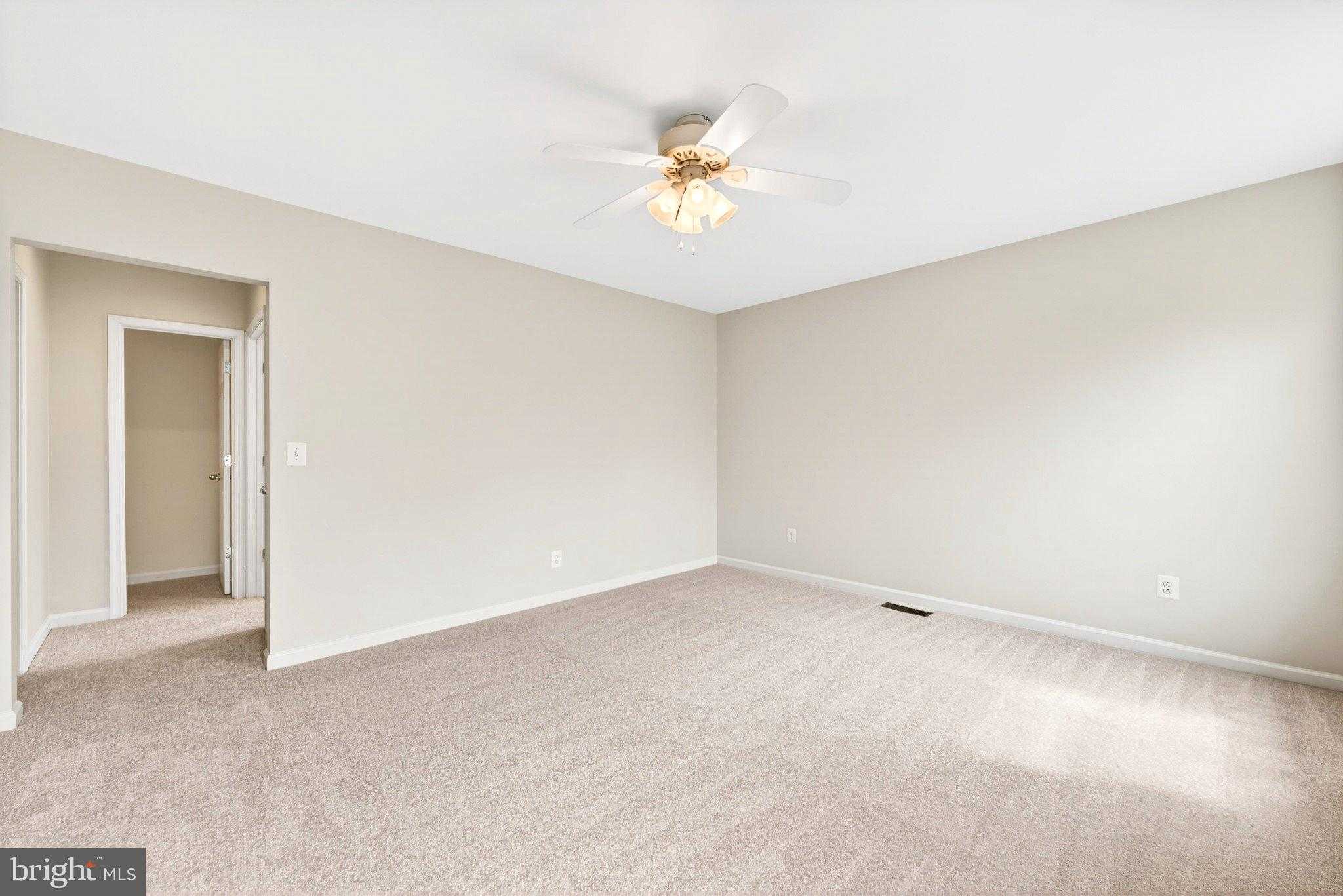 115 Gretchen CT photo 23