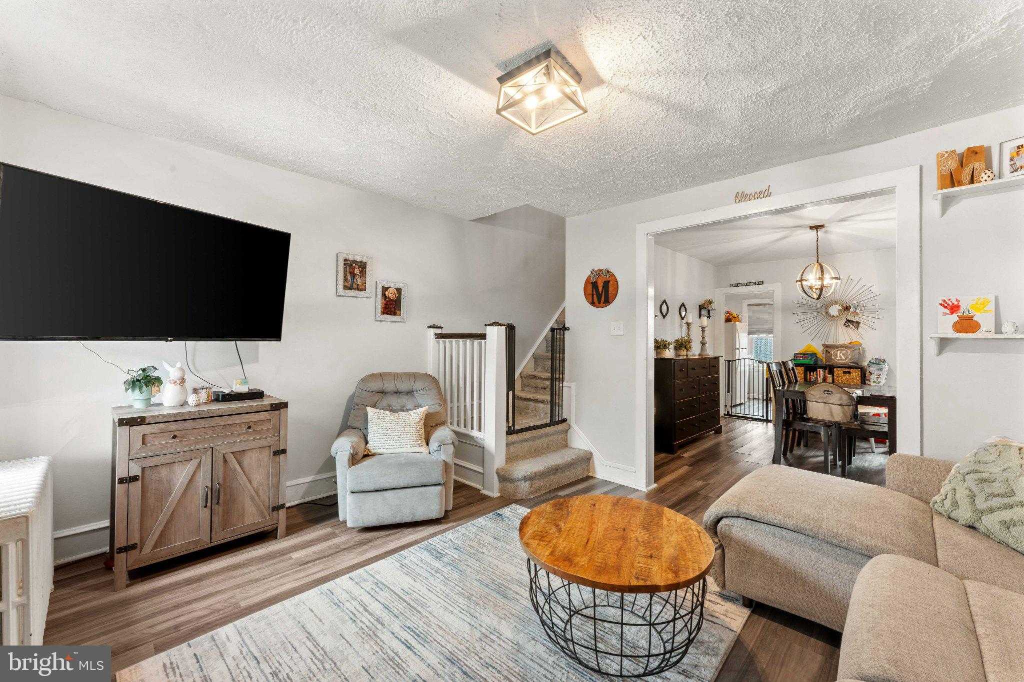 4823 Tibben St photo 6