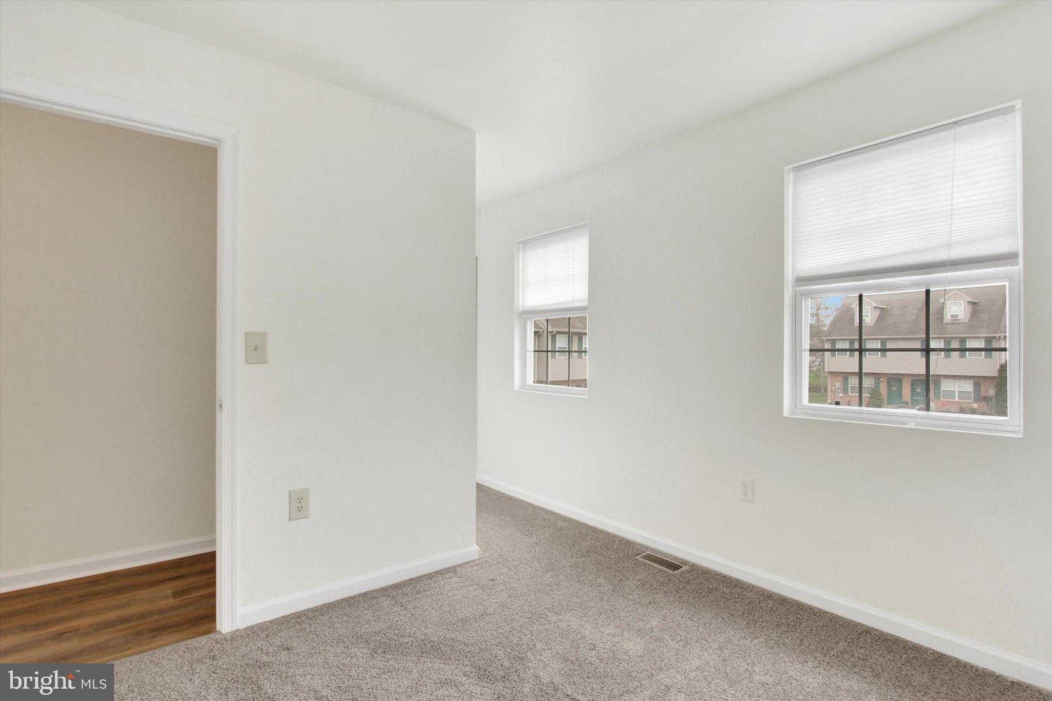 140 Orchard Ln photo 14