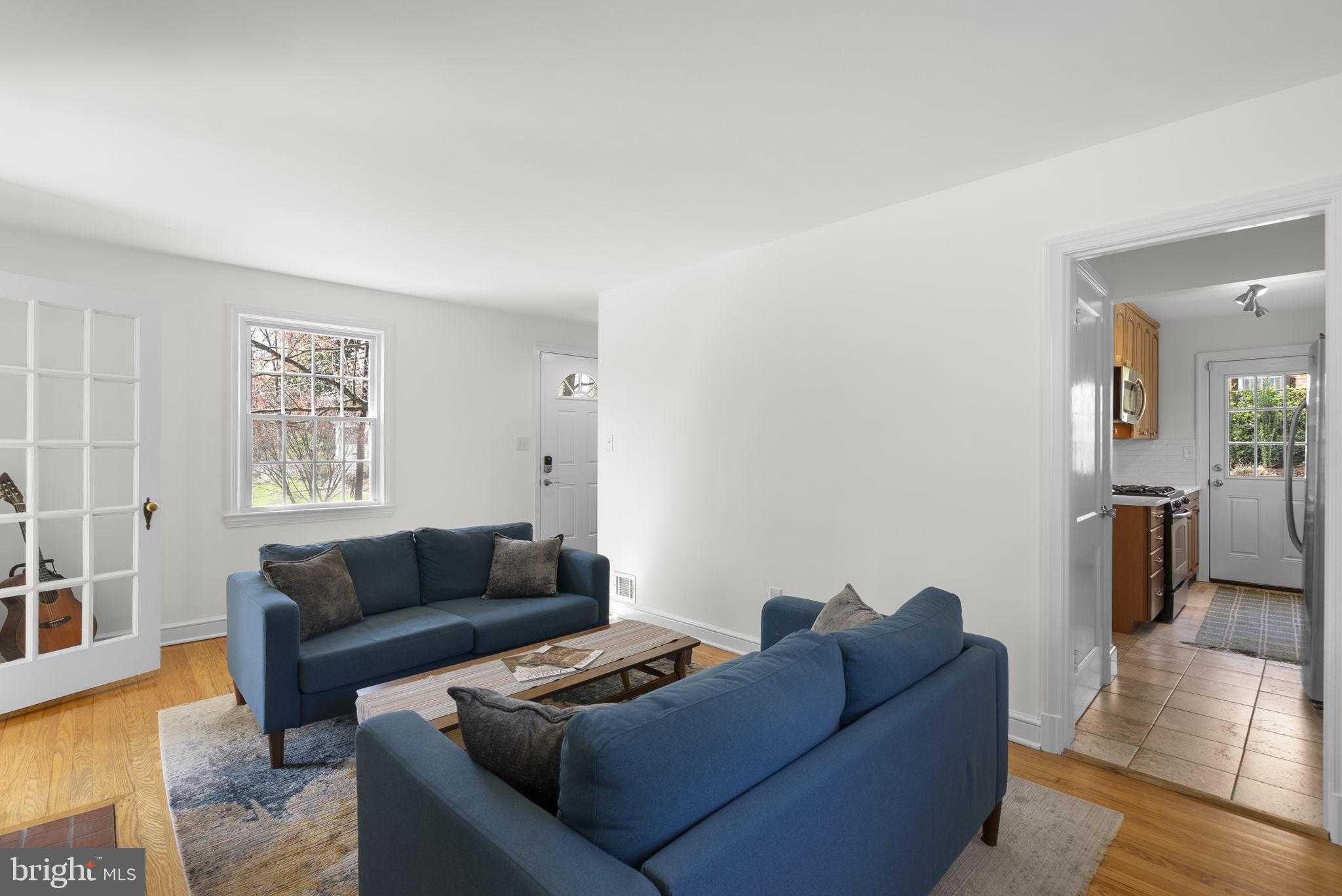 130 Eastmoor Dr photo 5