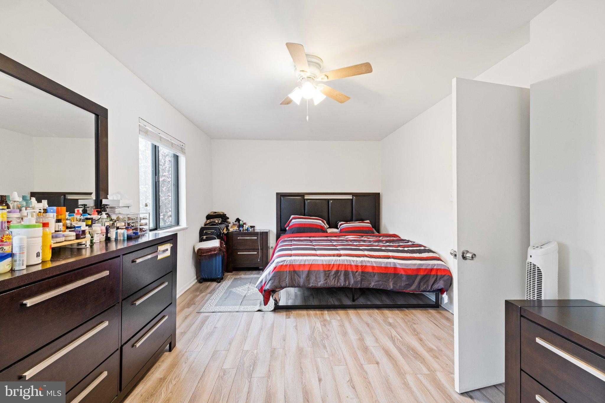 96 Nina CT # 193 photo 11