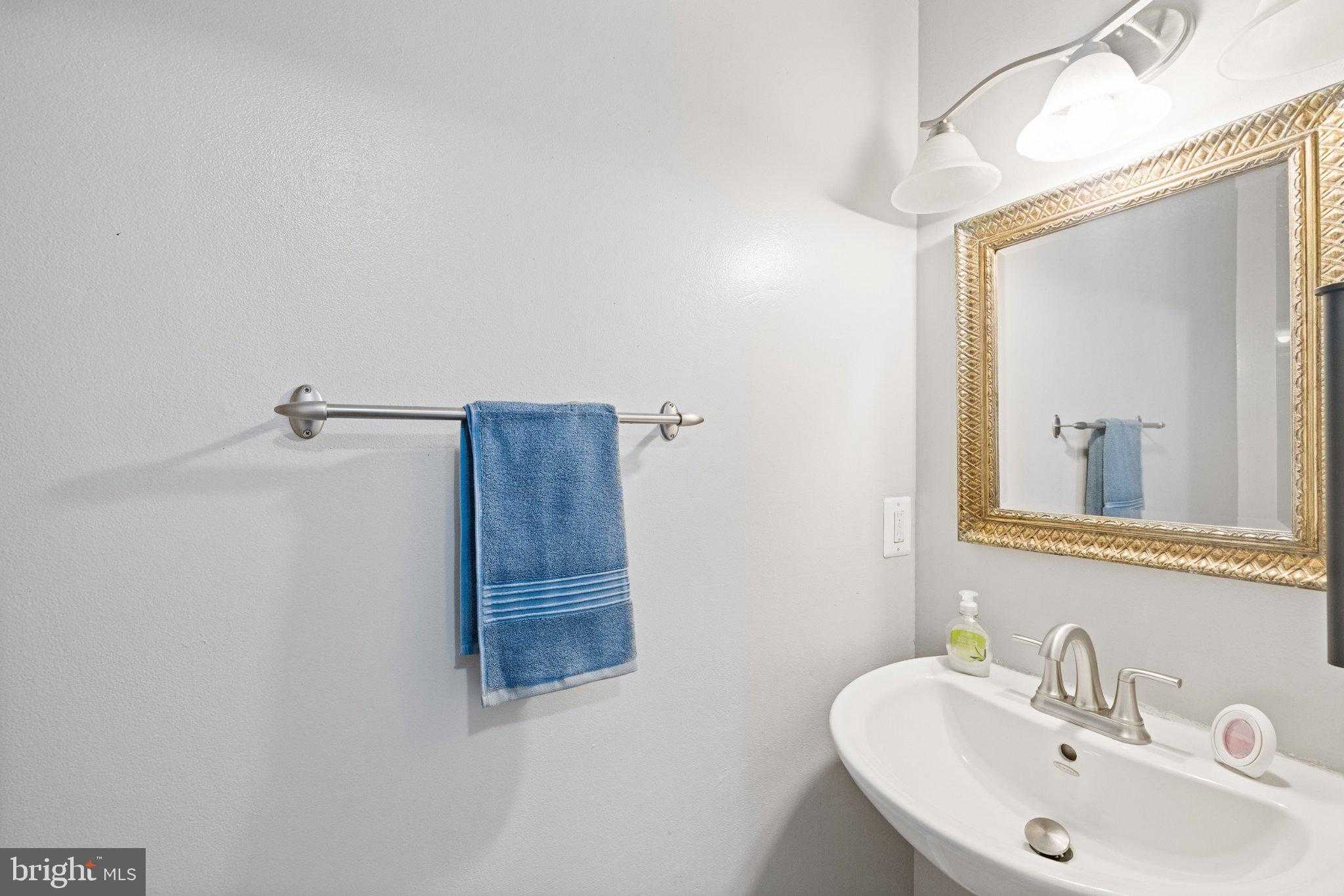 96 Nina CT # 193 photo 8