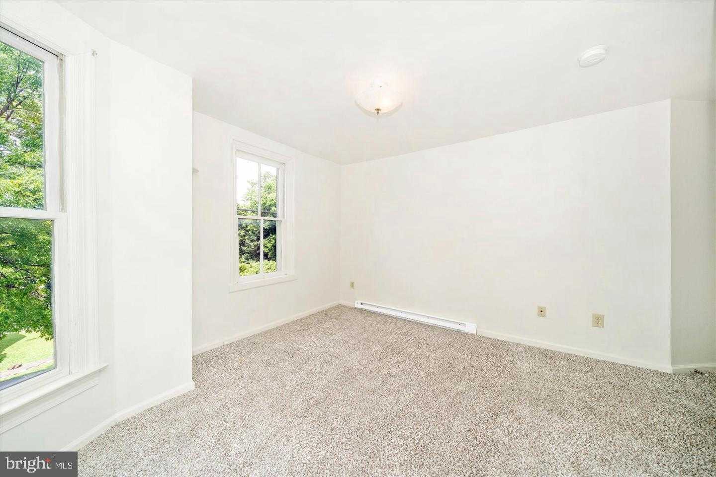 524 Virginia Ave photo 32