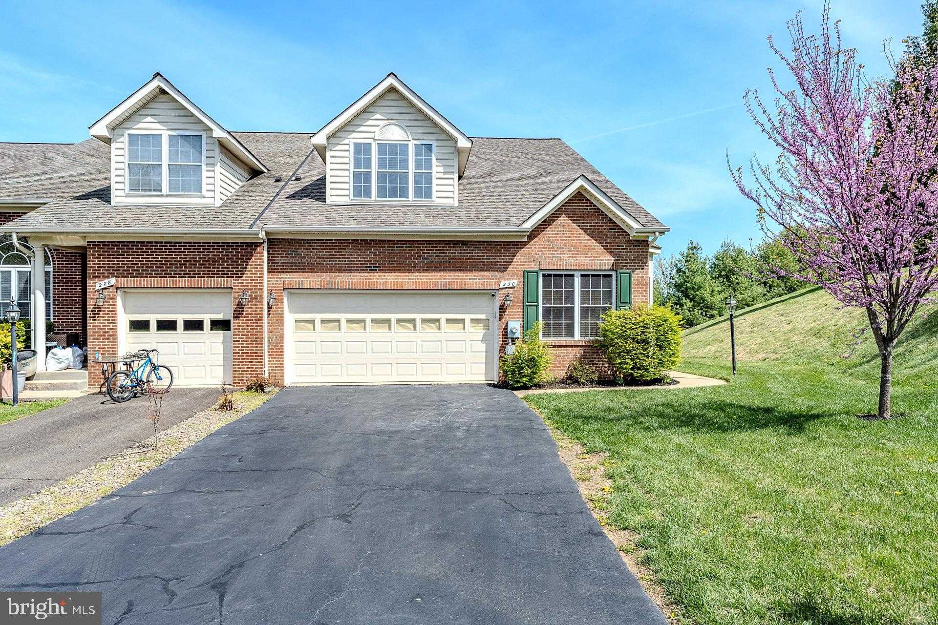 230 W Ridge CT photo 3