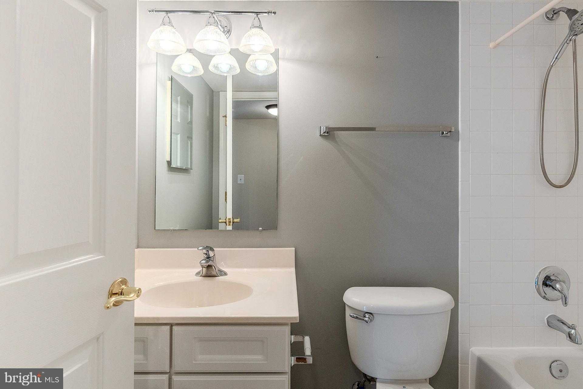 230 W Ridge CT photo 35