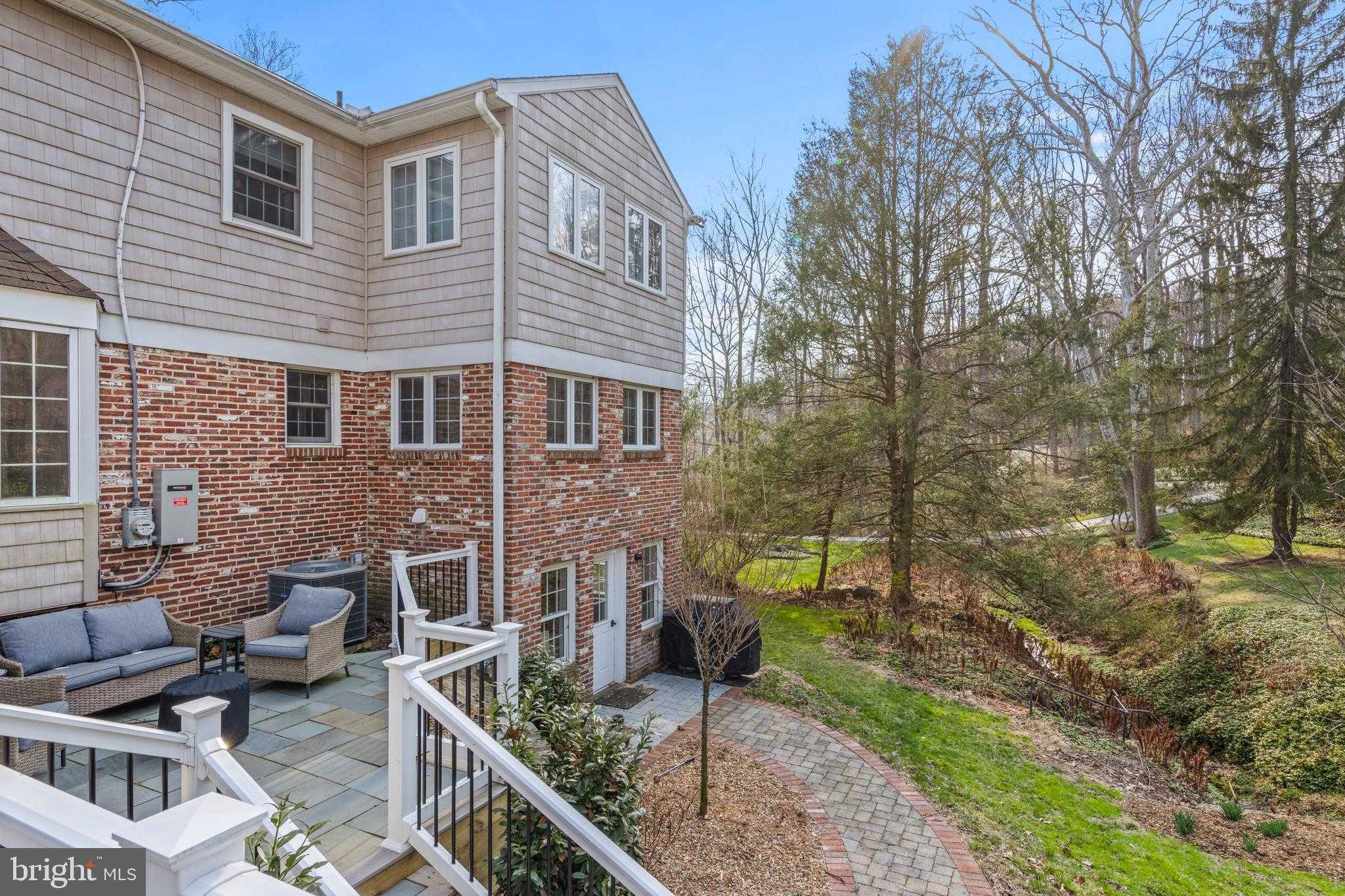 60 Chapel Hill Rd photo 53