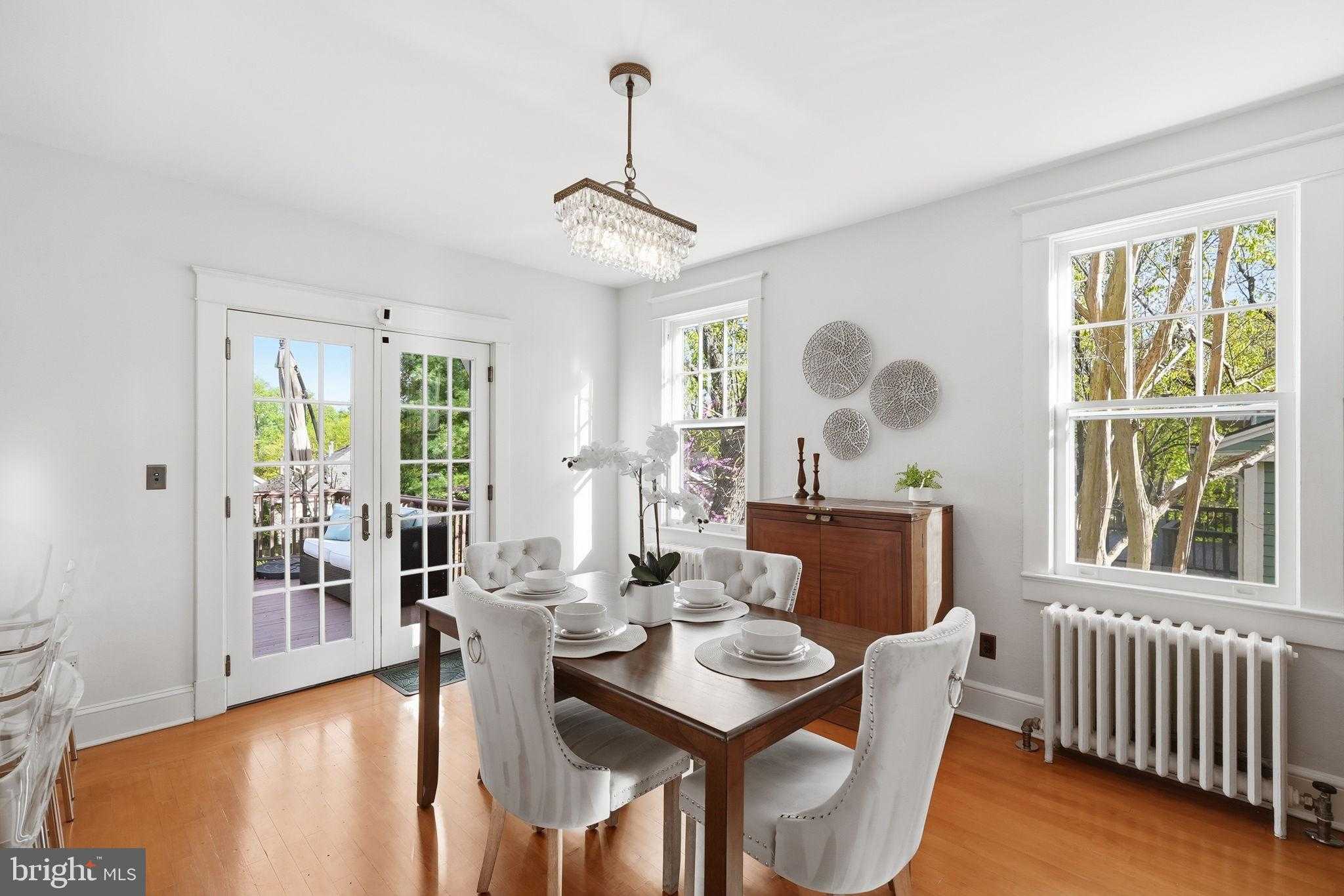 2343 N Fillmore St photo 22