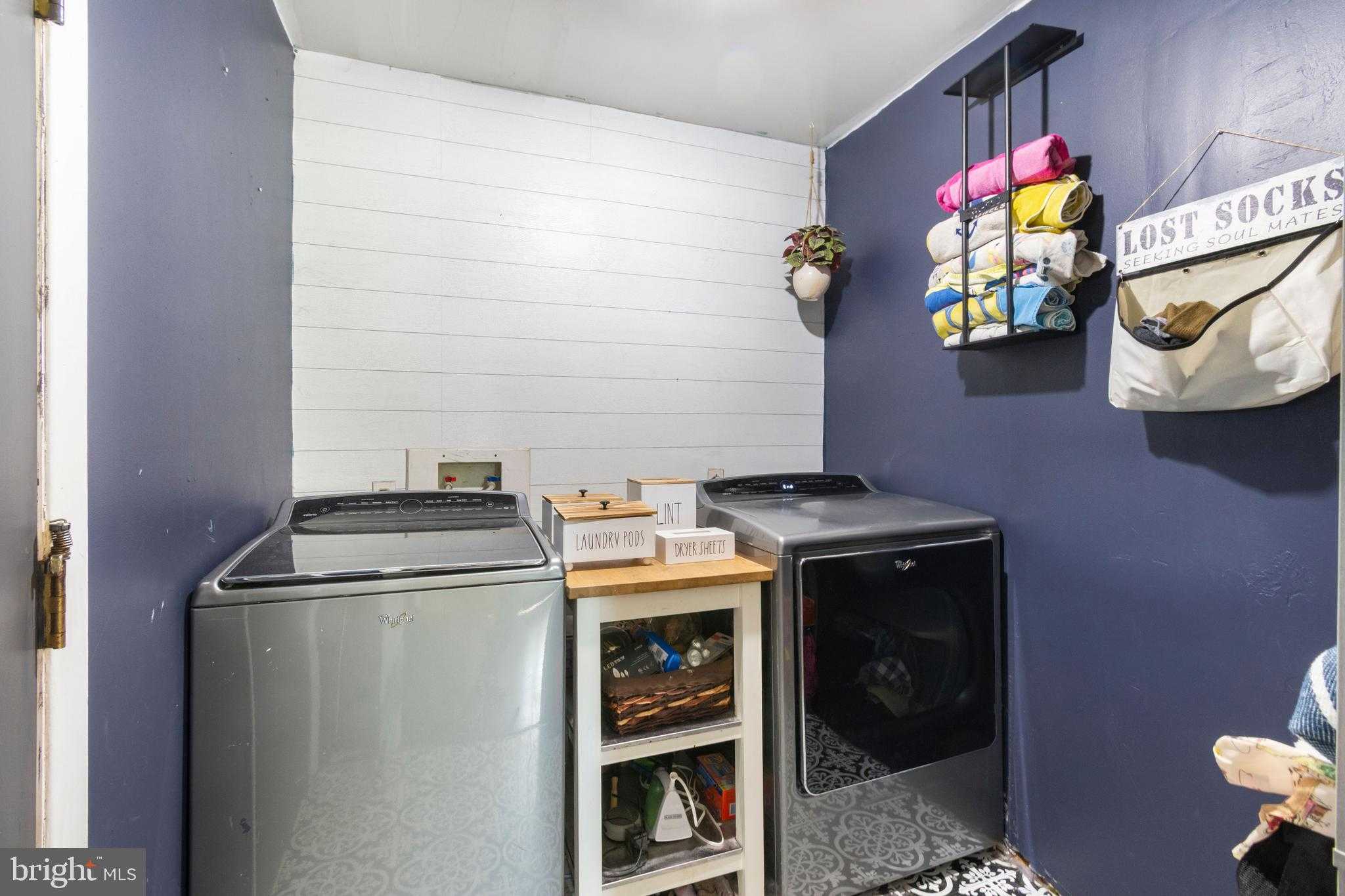 2314 Sandel Ln photo 13