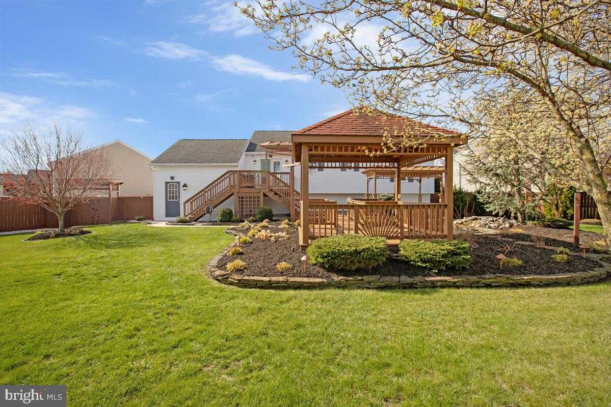 6 Westview CT photo 36