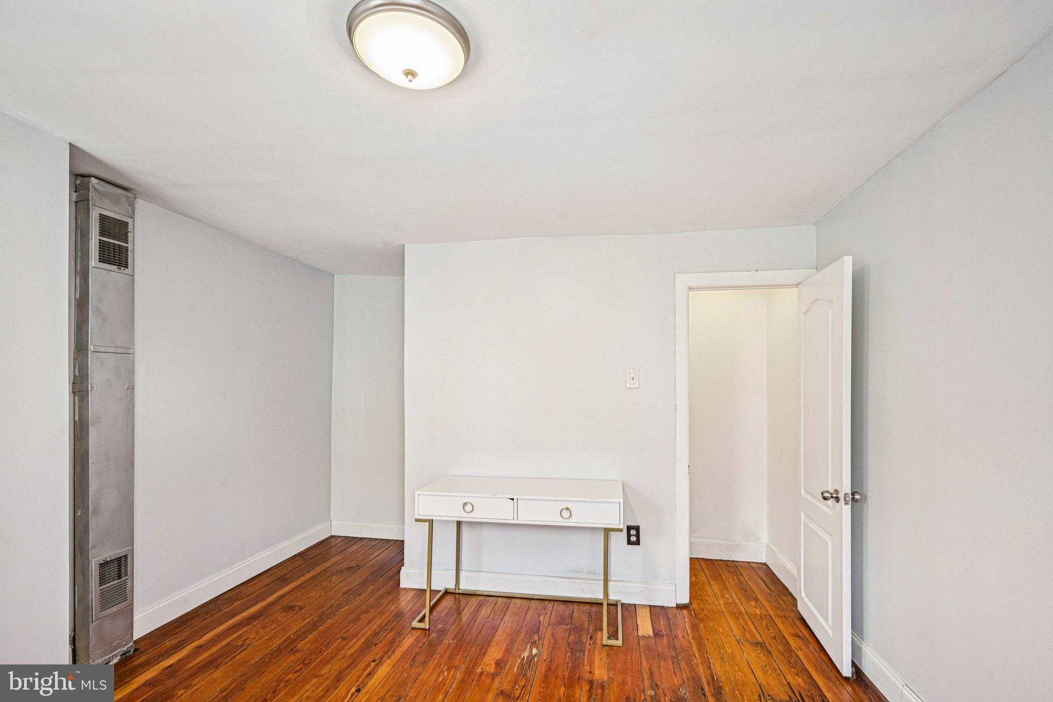 1610 N 3rd St photo 17