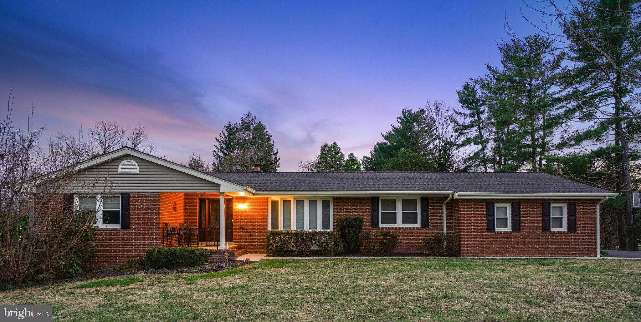 1800 Gayfields Dr, Silver Spring