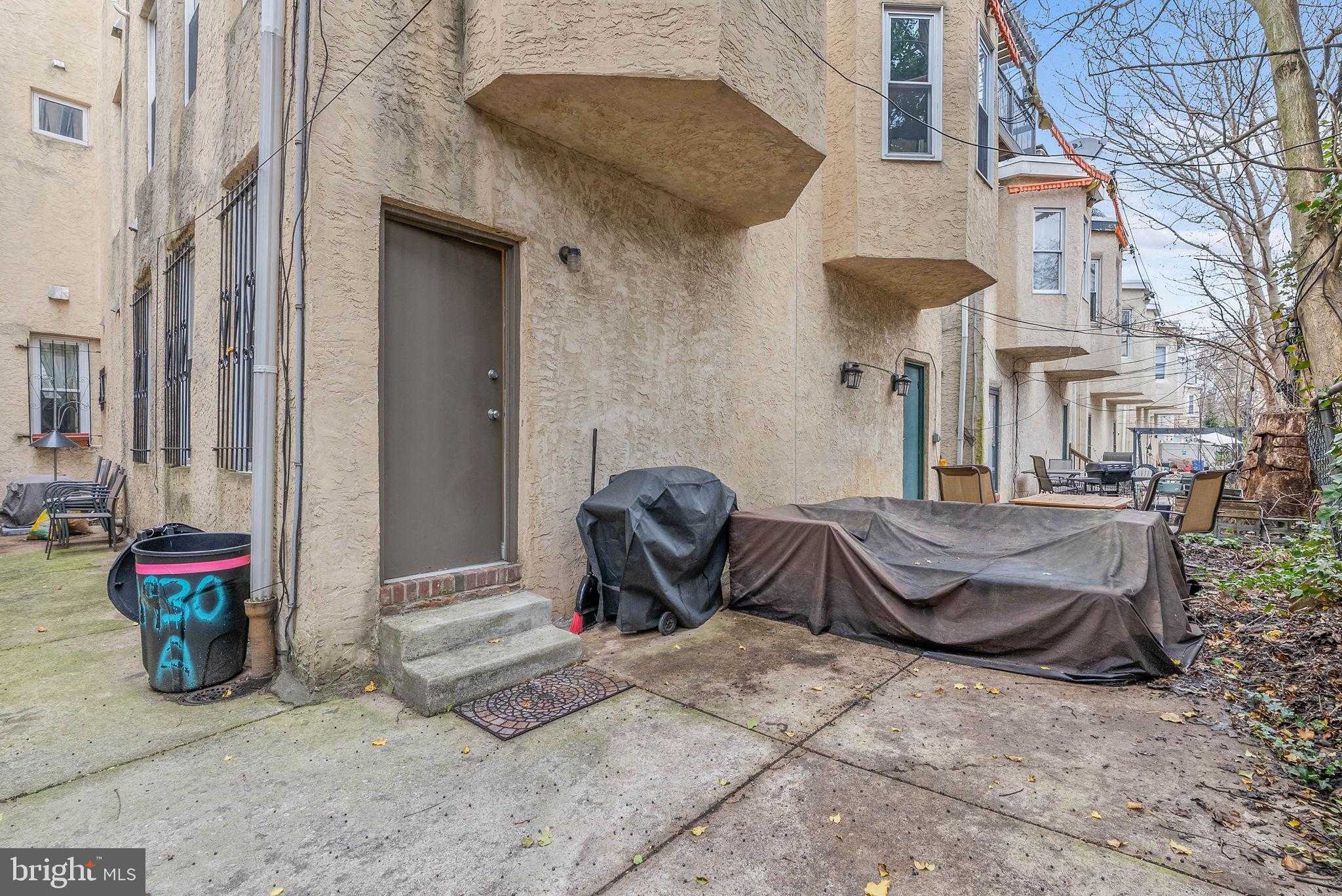 1930 Christian St Apt A photo 17